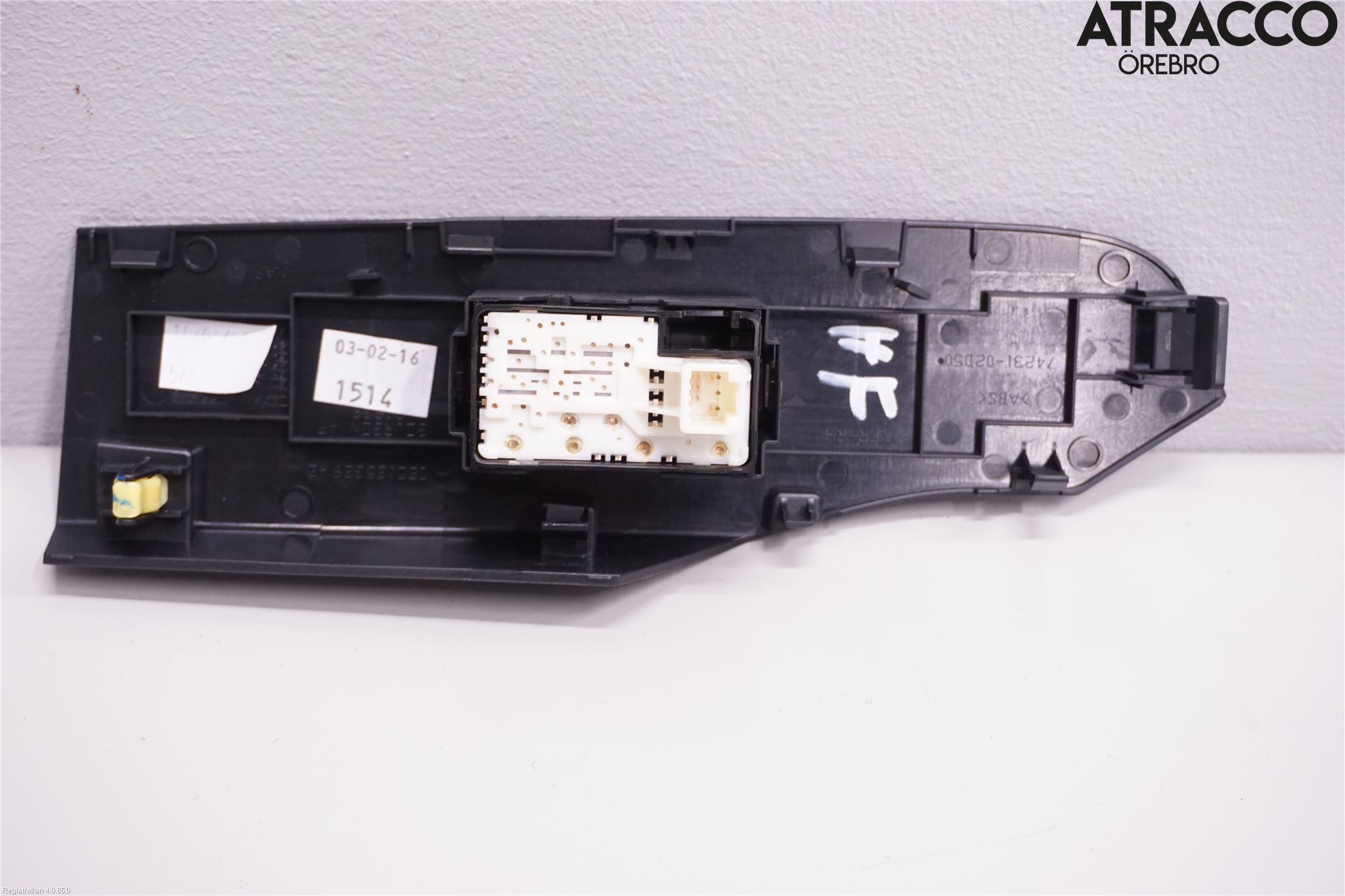 Toyota AURIS 13-19 Bryter Vindusheis