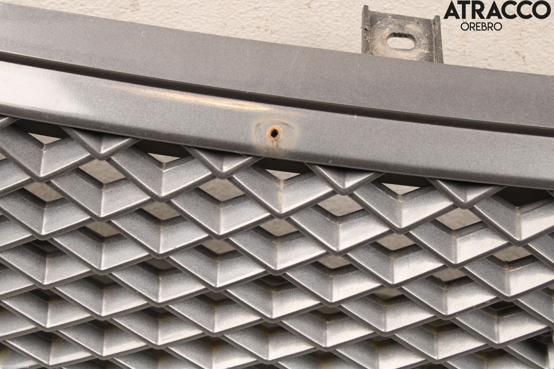 Suzuki GRAND VITARA II 06-14 Grill Komplett
