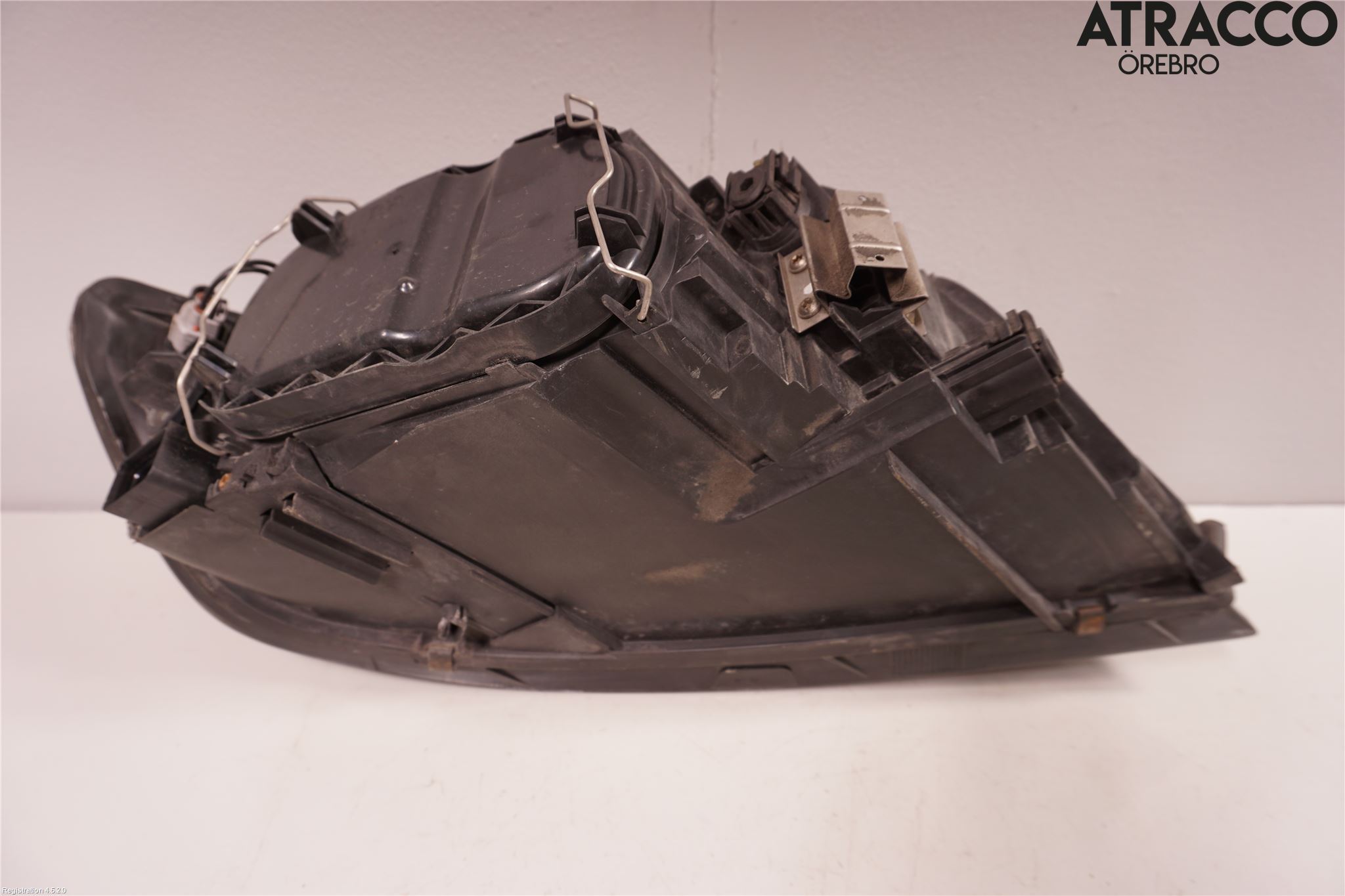 Volvo V50 04-07 Frontlykt Venstre