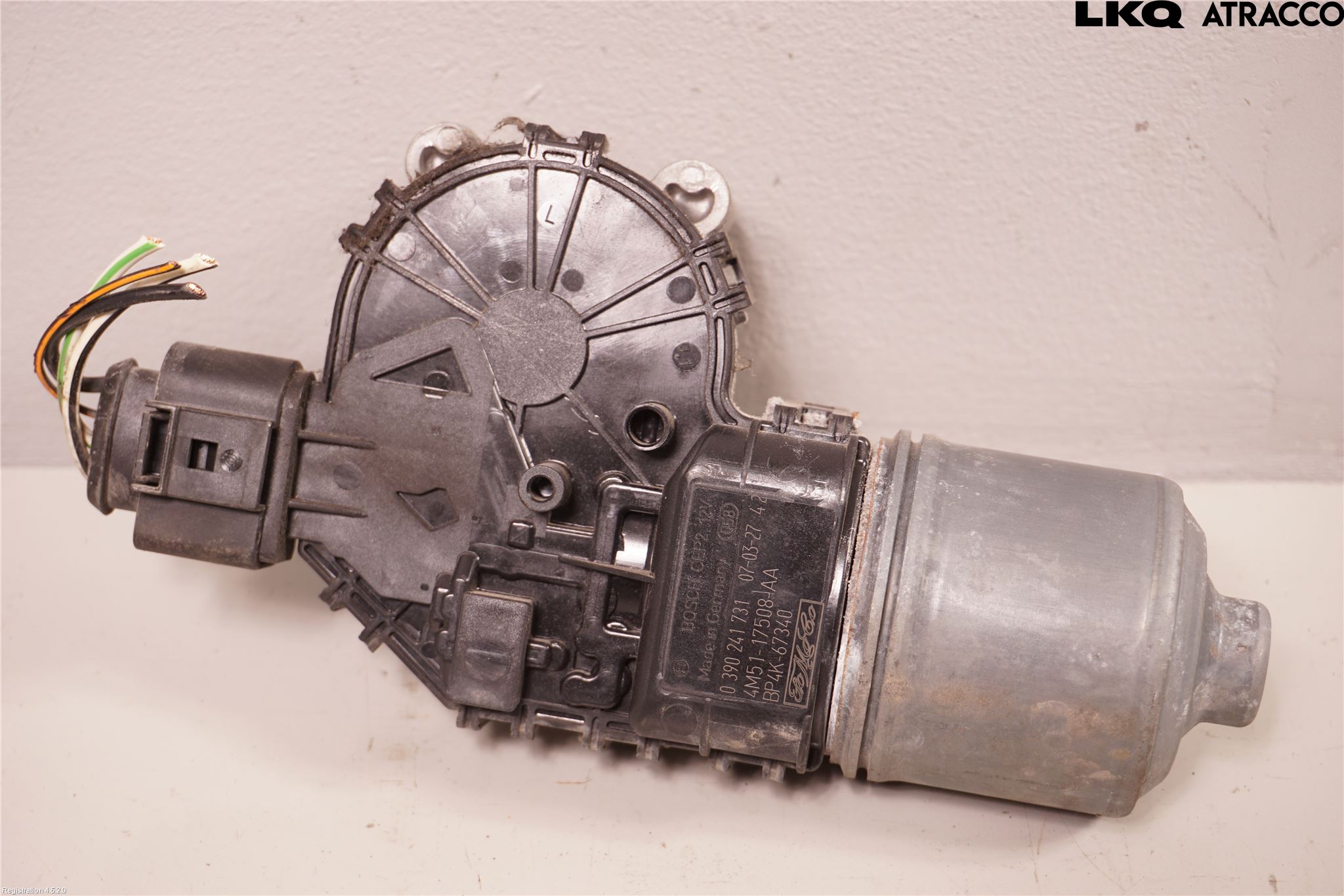 Ford FOCUS     04-07 Viskermotor Frontrute