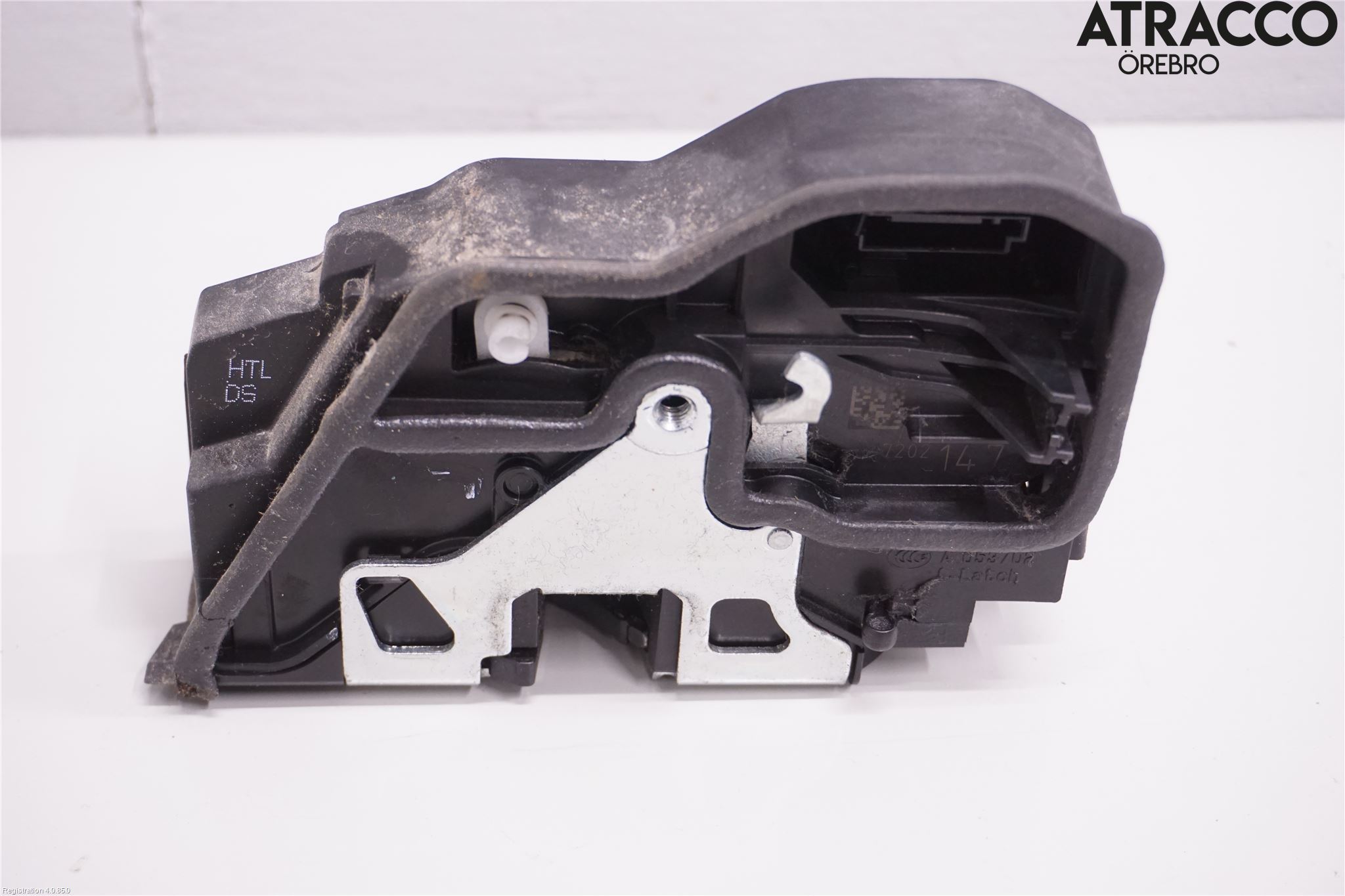 BMW 3 F30/F31/F80 12-19 Dørlås - Låsekasse