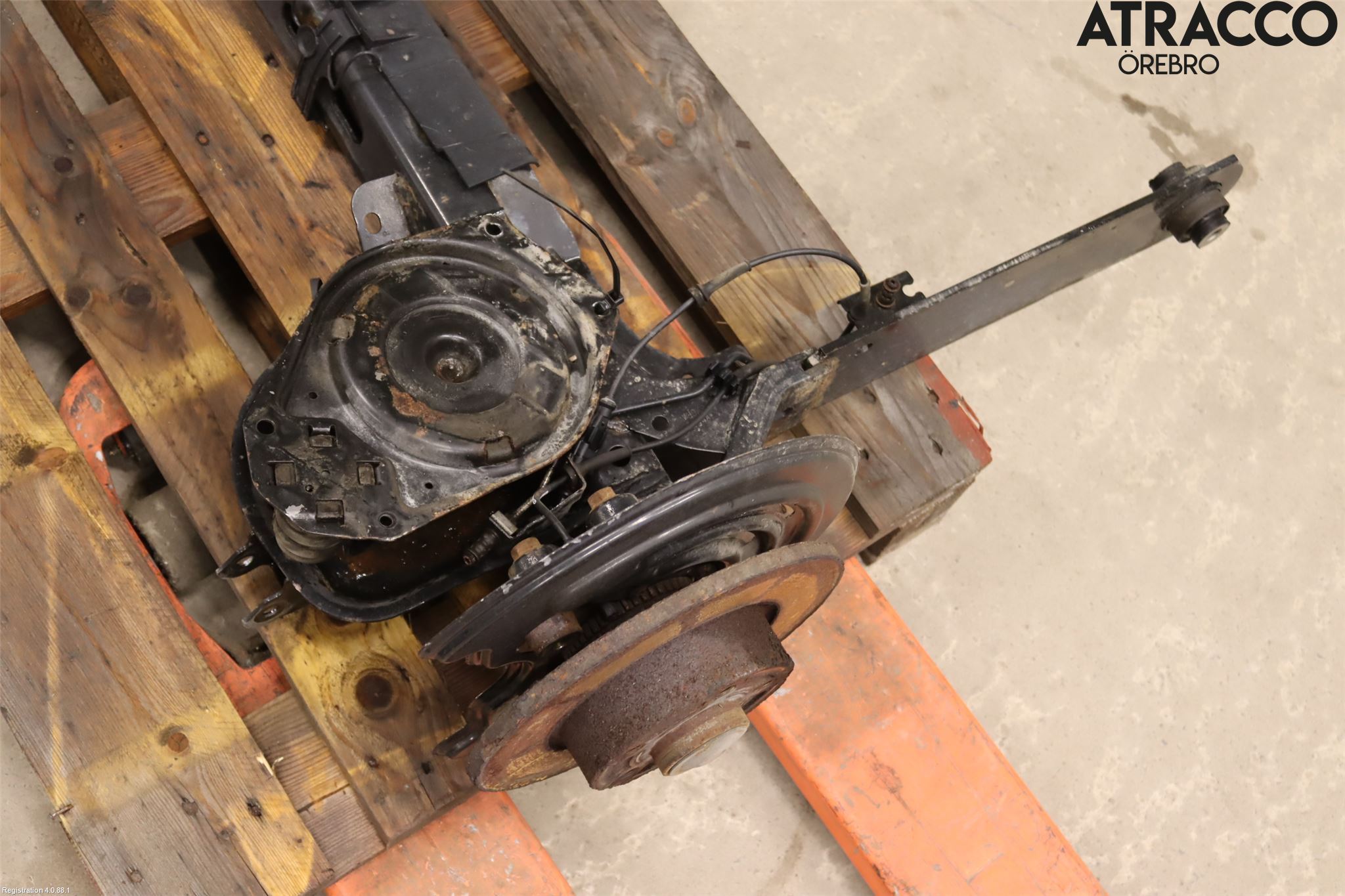 Nissan NV300 16-22 Bakaksel Feste Travers-Ramme