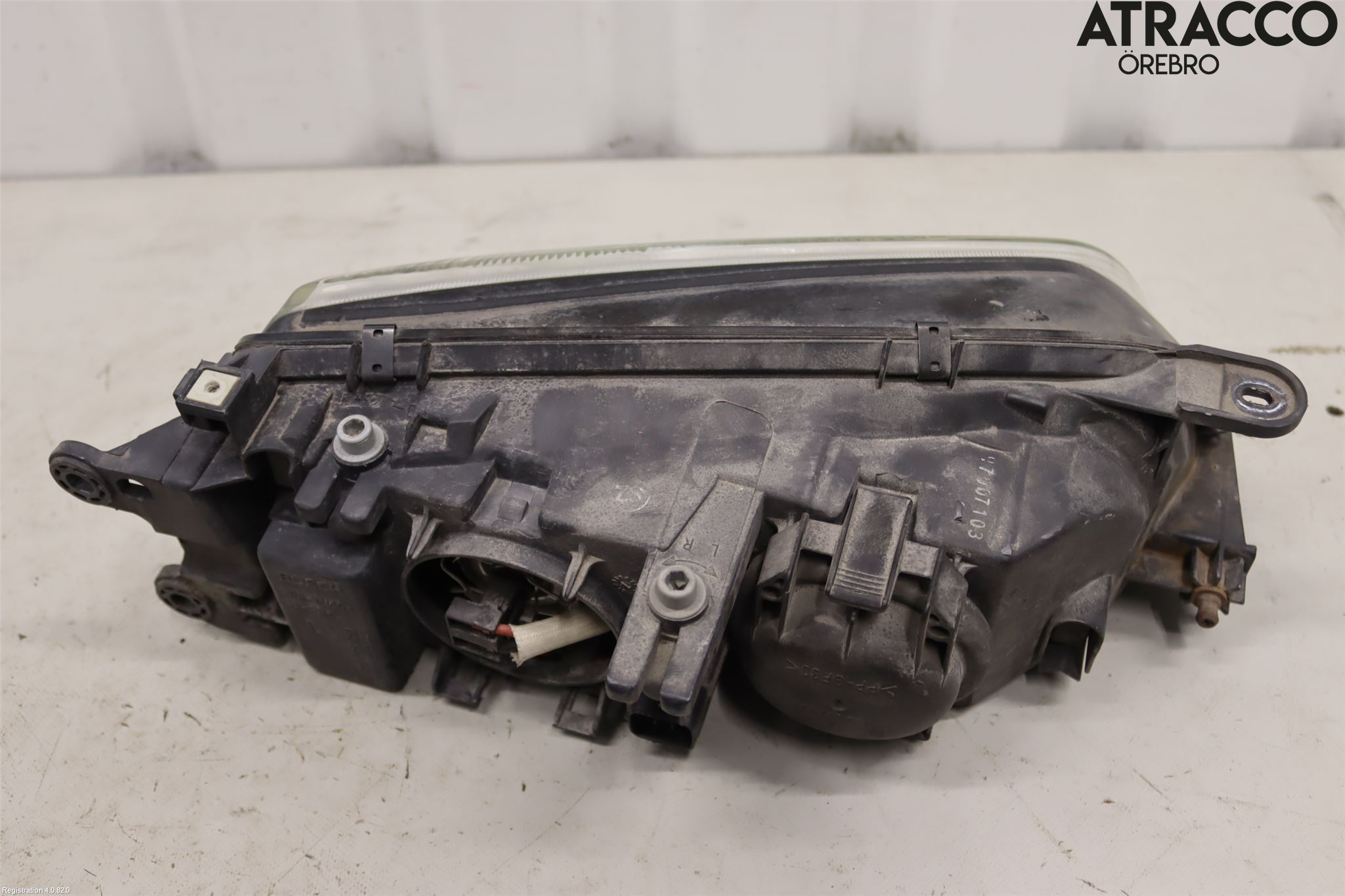 Mazda 626 98-02 Frontlykt Venstre