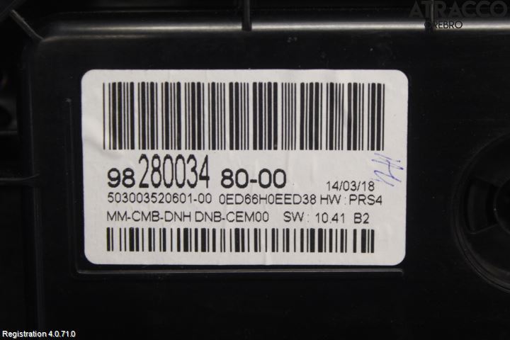 Peugeot 3008 17-24 Instr Kombinert