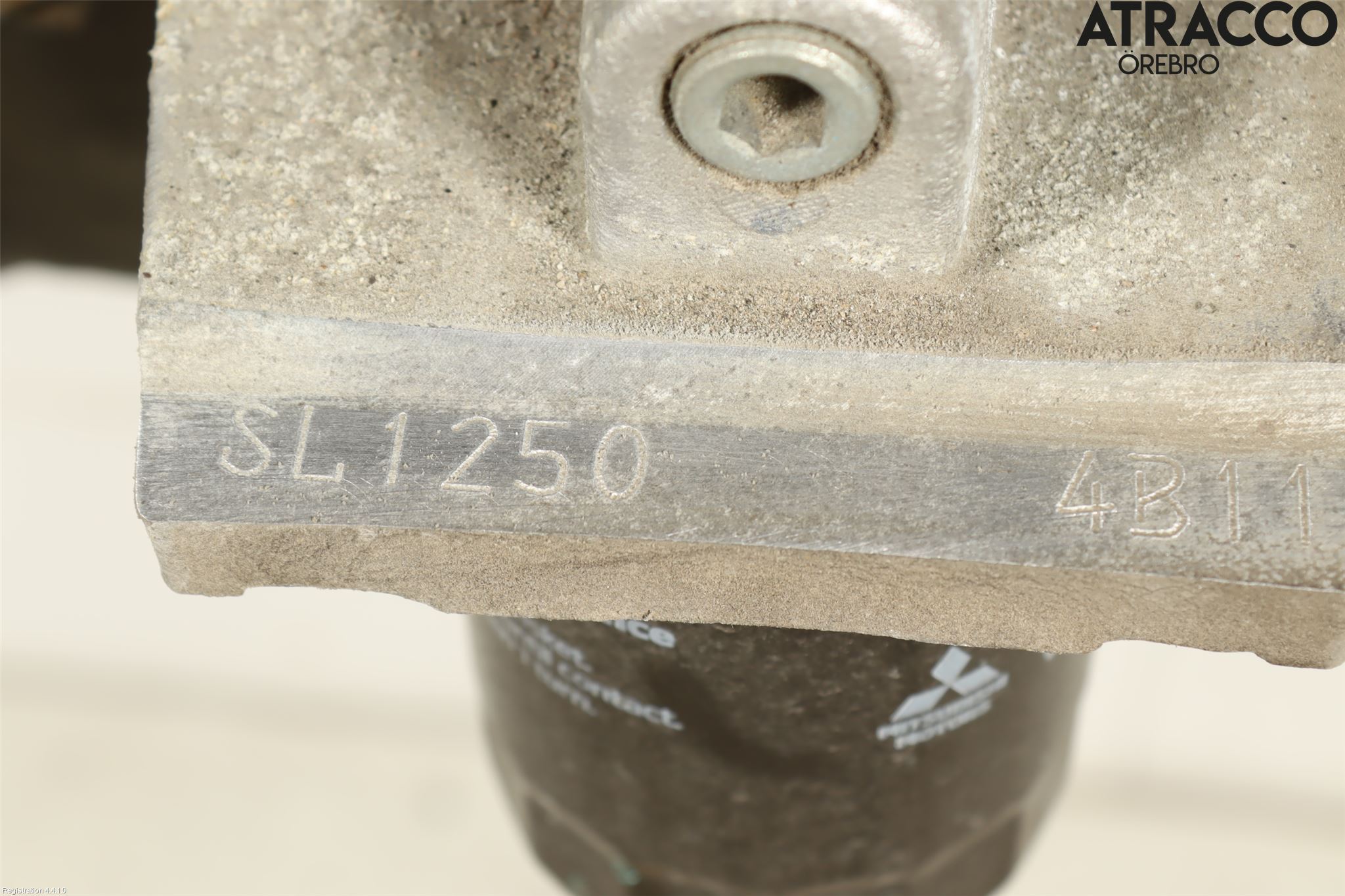 Mitsubishi OUTLANDER 13-21 Motor Bensin