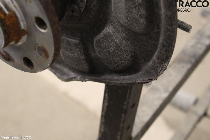 Volkswagen VW CADDY 16-20 Bakaksel Feste Travers-Ramme