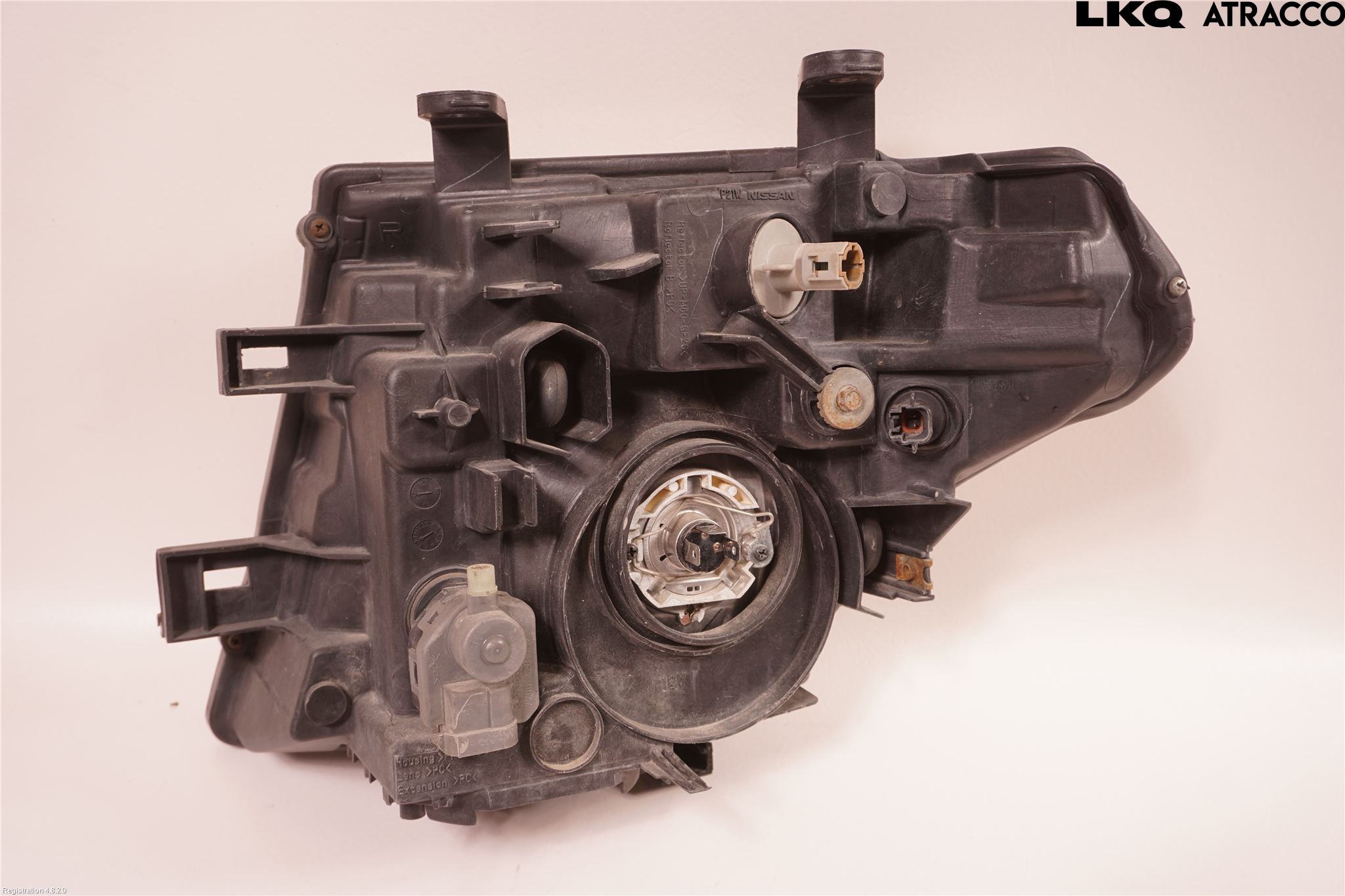 Nissan NAVARA 05-16 Frontlykt Venstre