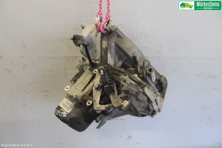 Nissan NOTE E12 14-20 Gearkasse 5 Trinn