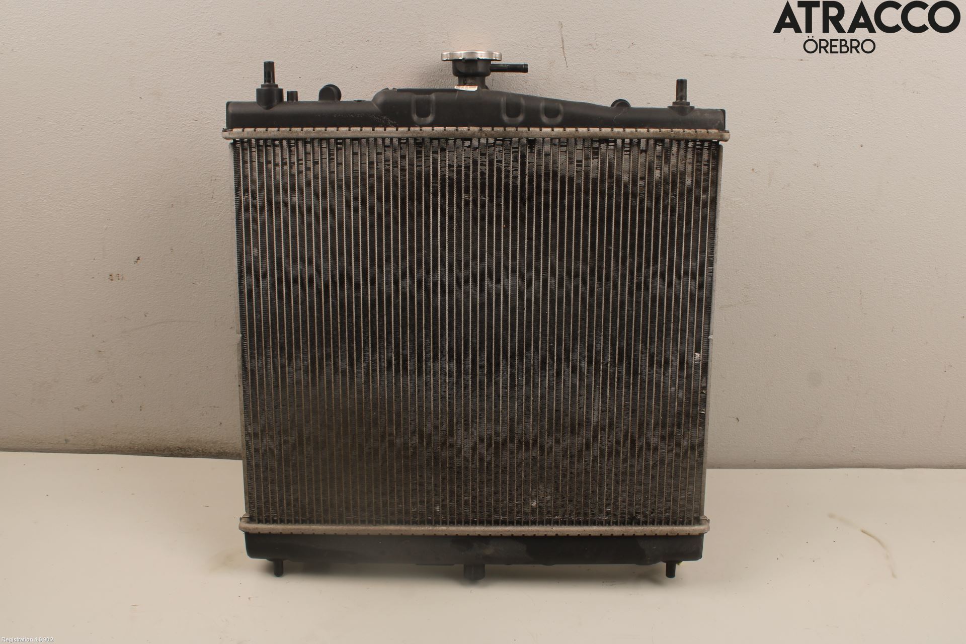 Nissan NOTE E11 06-14 Radiator Automat