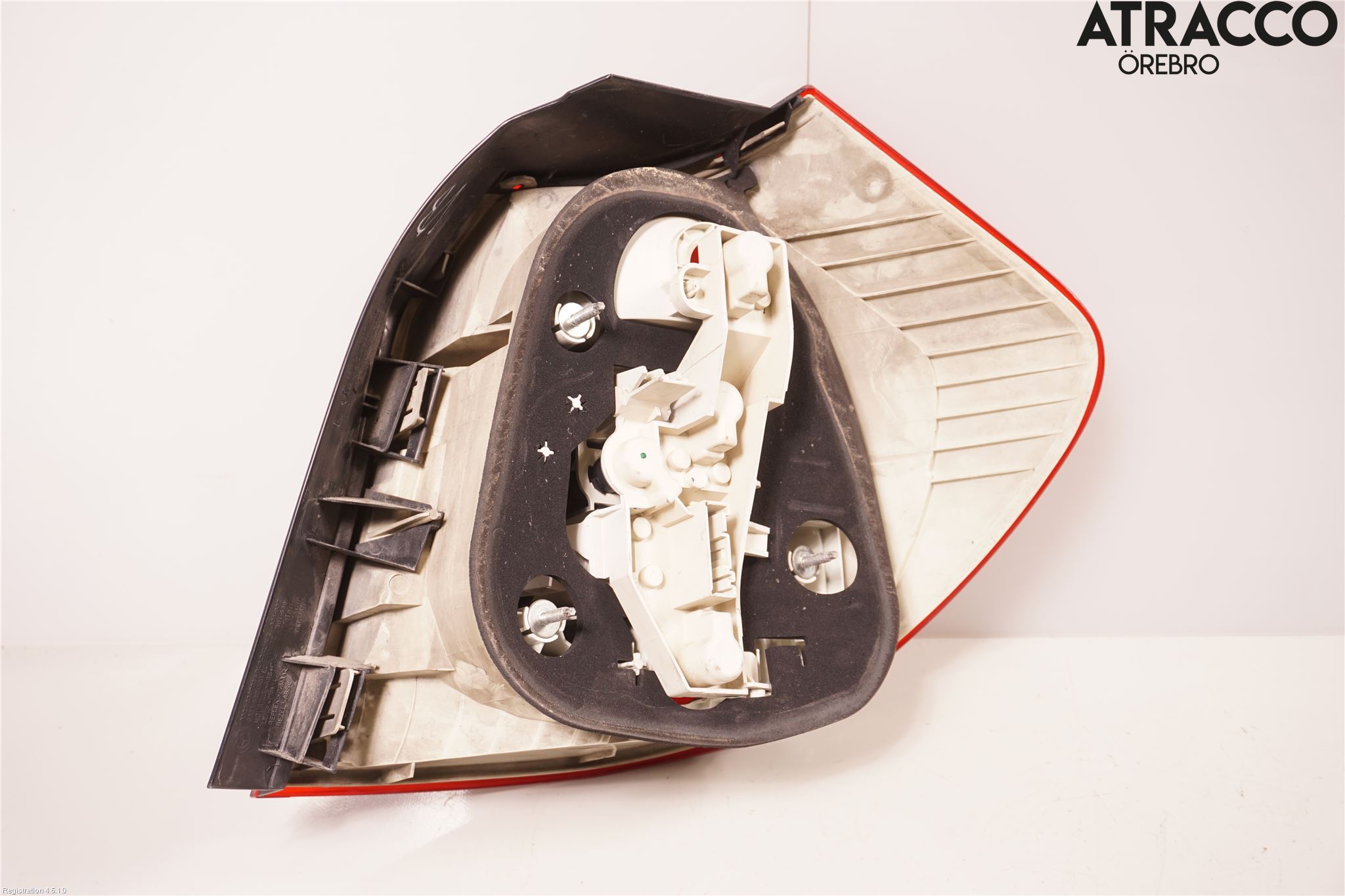 BMW 1 E87/81 5D/3D 03-11 Baklykt Venstre