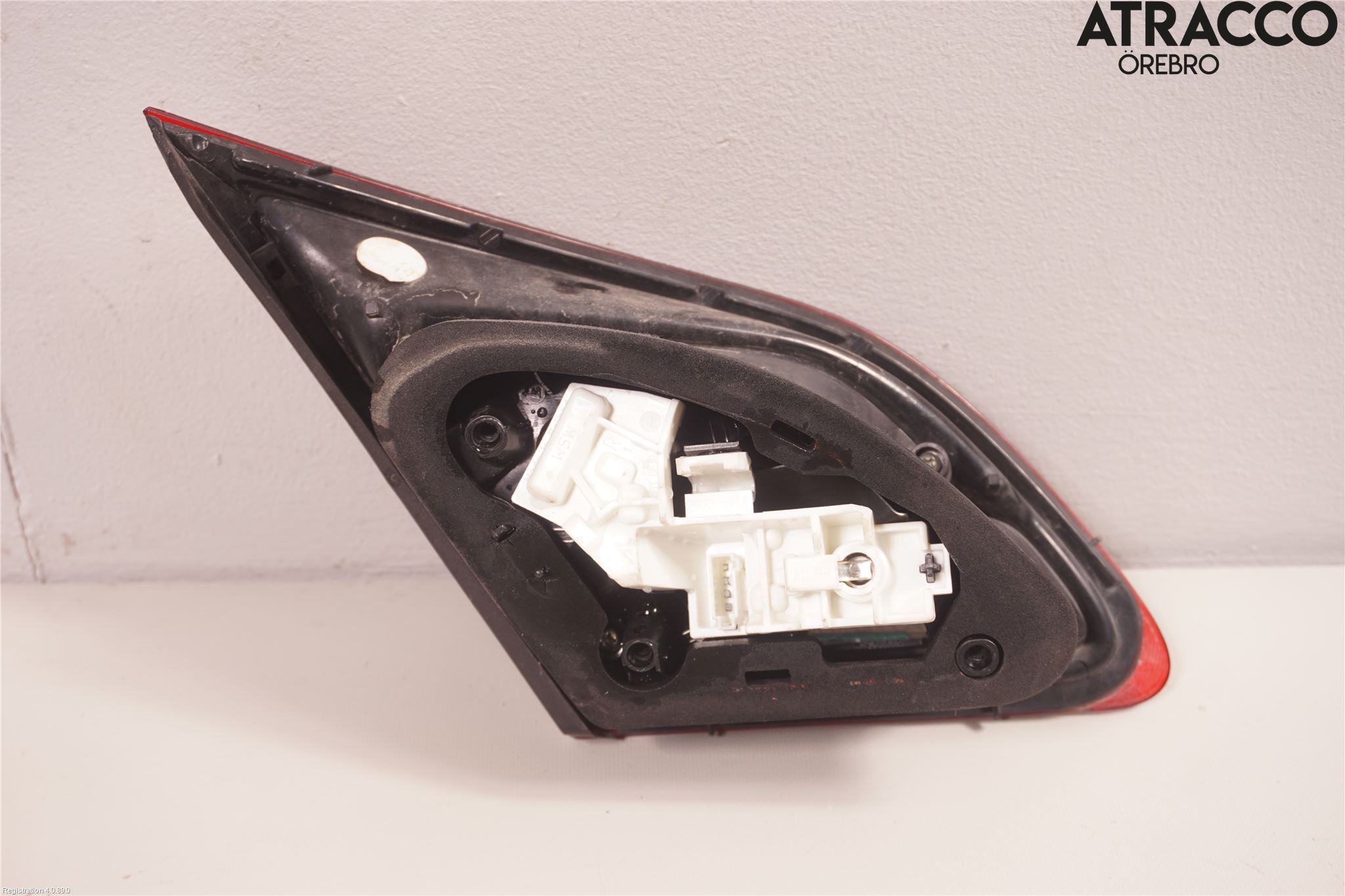 Opel ASTRA J 10-15 Baklykt Høyre  På Luke(Indre)