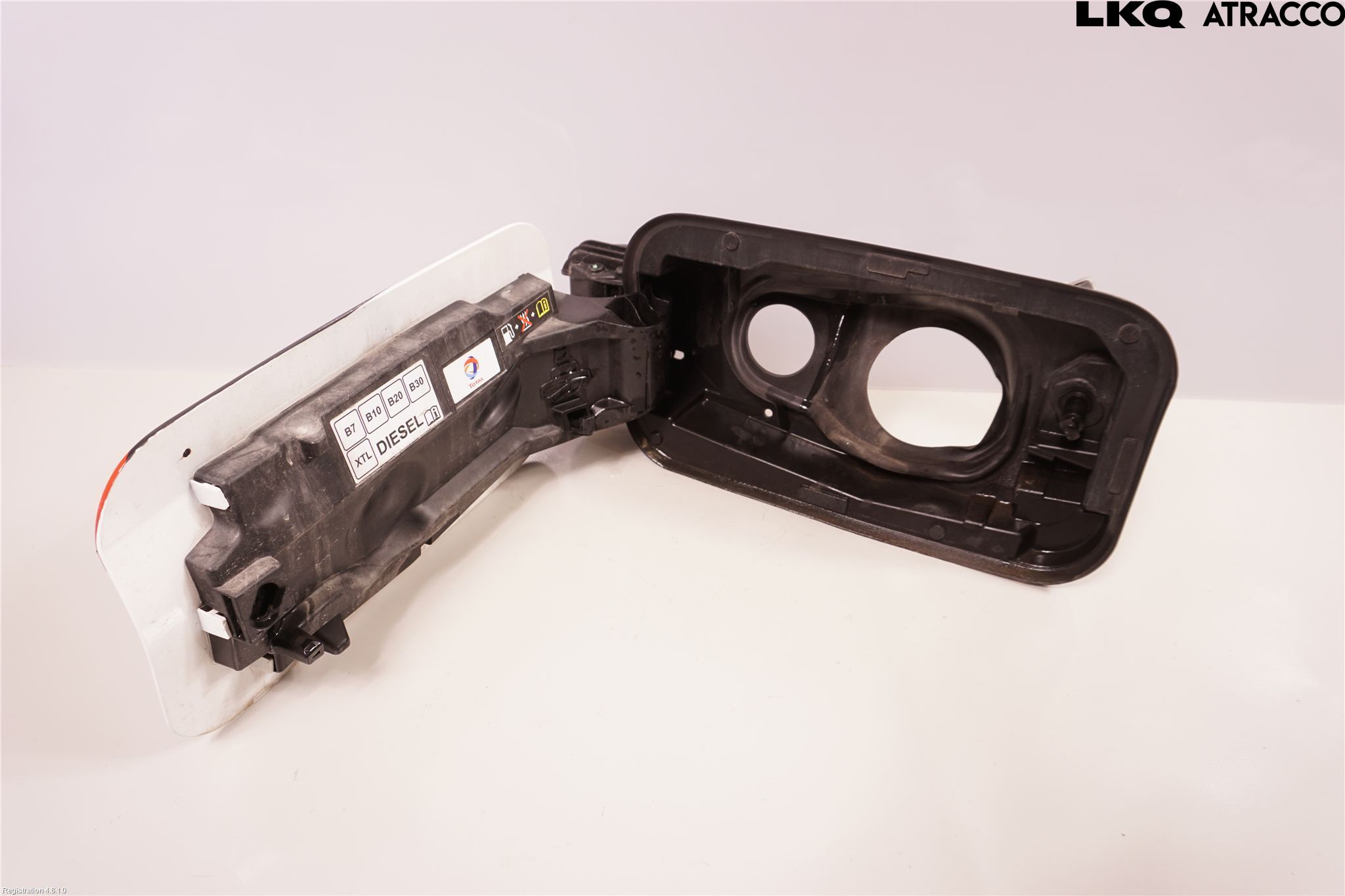 Peugeot PARTNER/E-PARTNER 19- Drivstoff Tankluke