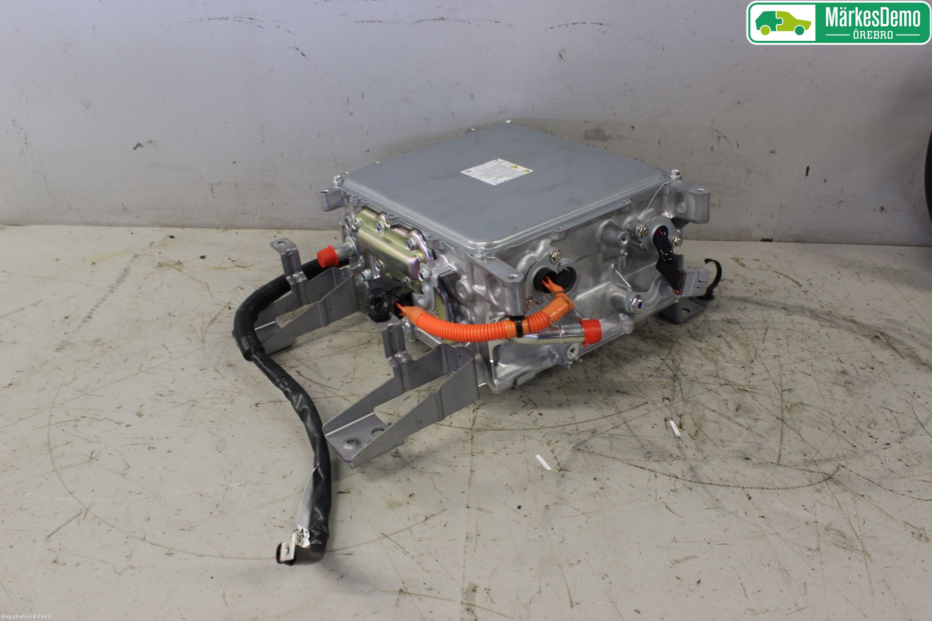 Mitsubishi OUTLANDER 13-21 Batterilader Hybrid