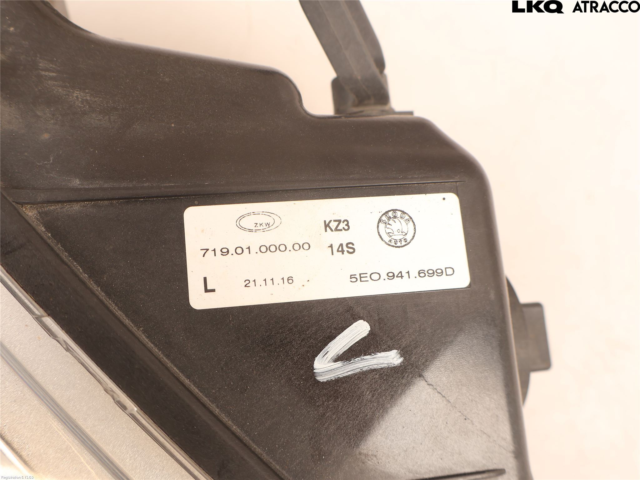 Skoda OCTAVIA (5E) 13-20 Frontlykt-Kurve-Tåkelys