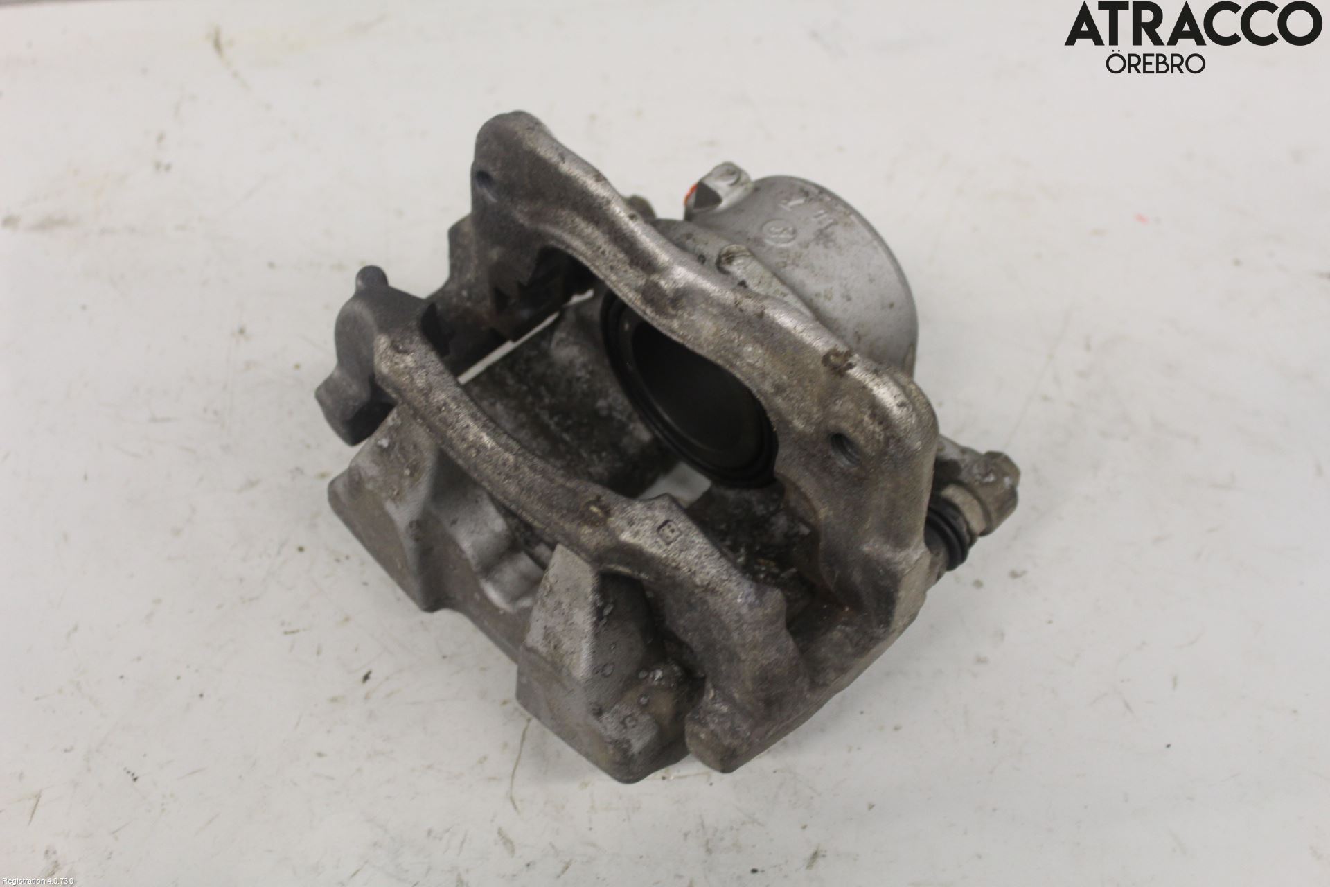 BMW 5 G30/G31/F90 17-23 Bremsecaliper Foran Høyre