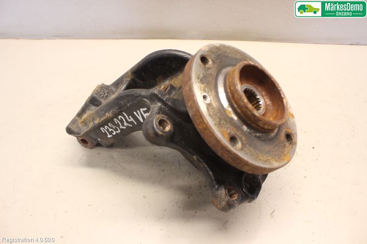 Peugeot 208 12-15 Spindel Vf