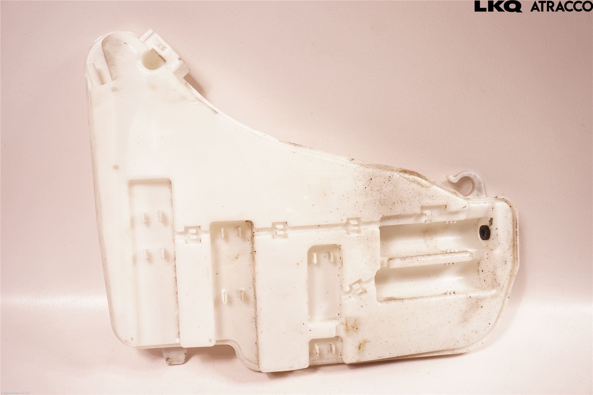 BMW 5 F10/F11/F18 09-17 Spylerbeholder Frontrute-Lykte