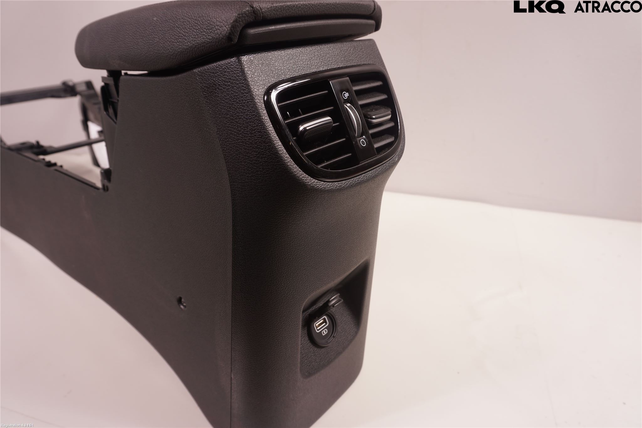 Kia CEED/CEED SW 19- Instrumentkonsoll Gulv