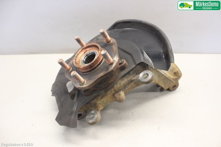 Nissan X-TRAIL 14-21 Spindel Hf