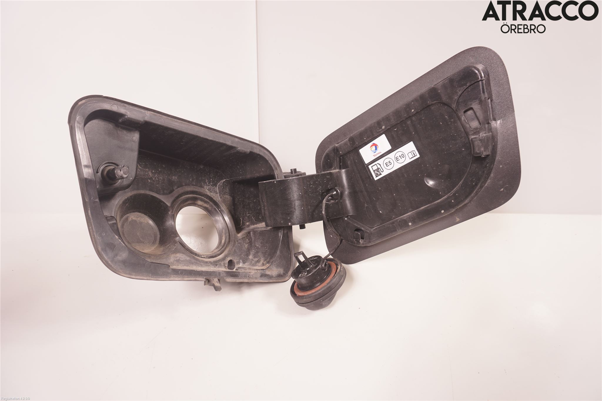 Peugeot 3008 17-24 Drivstoff Tankluke