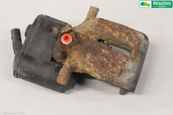 Volkswagen VW PASSAT 11-14 Bremsecaliper Bak Høyre