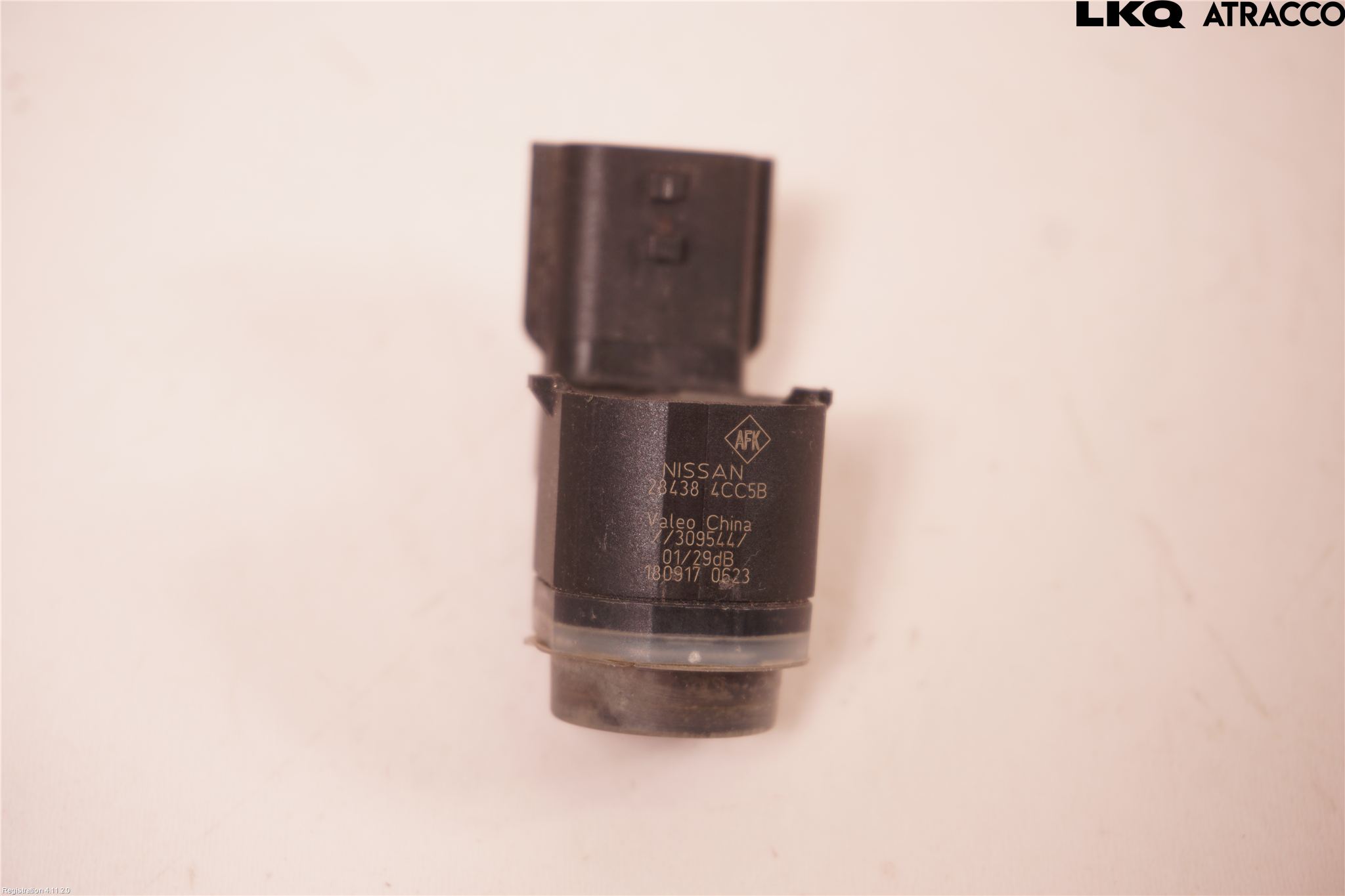 Nissan X-TRAIL 14-21 Sensor Parkering Front