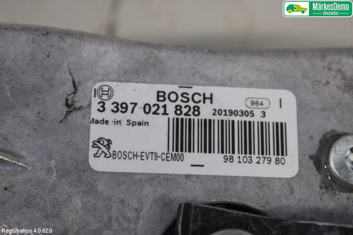 Peugeot 308 14-21 Viskermotor Frontrute