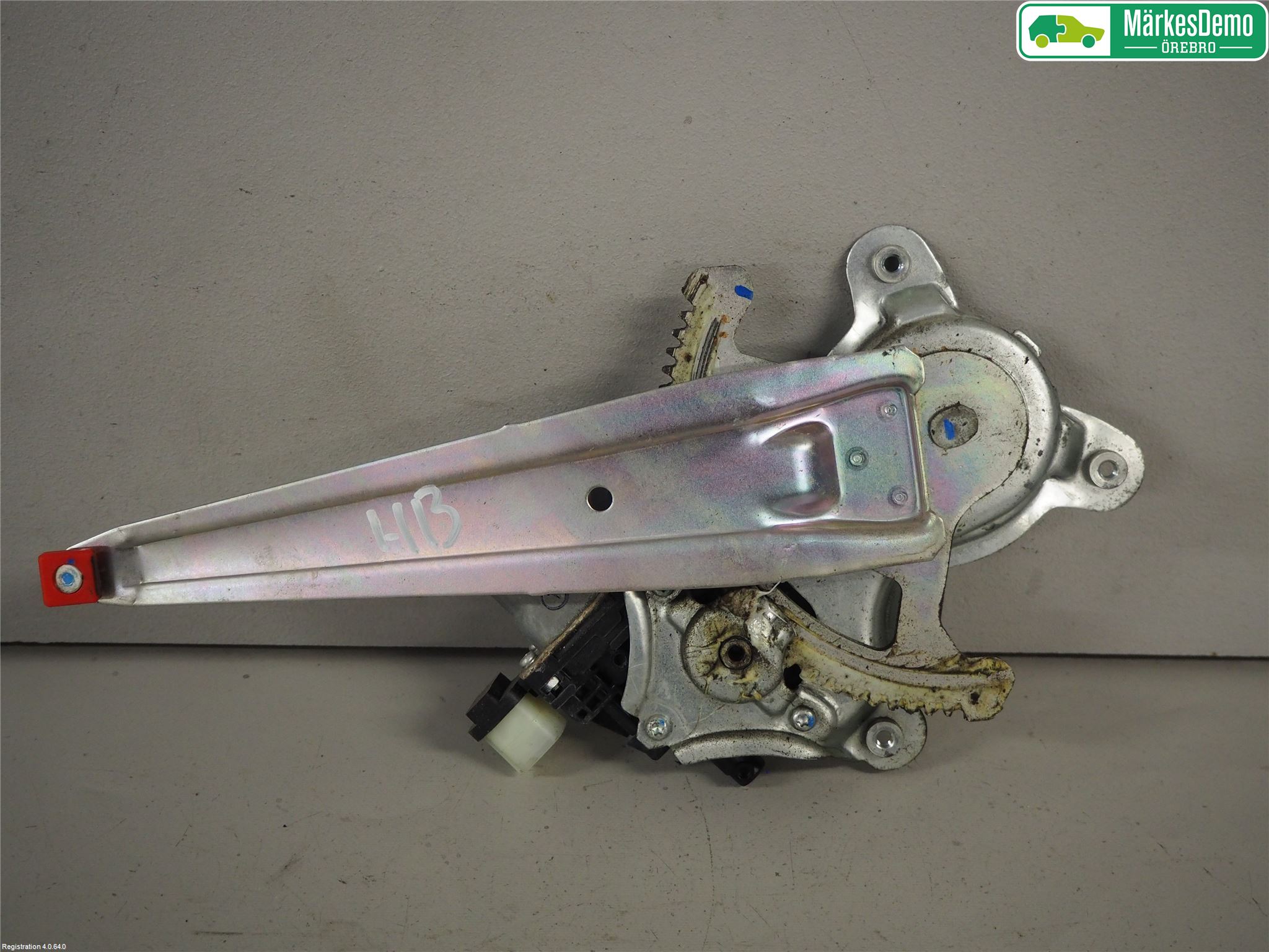 Mitsubishi L200 06-15 Vindusheis El Komp