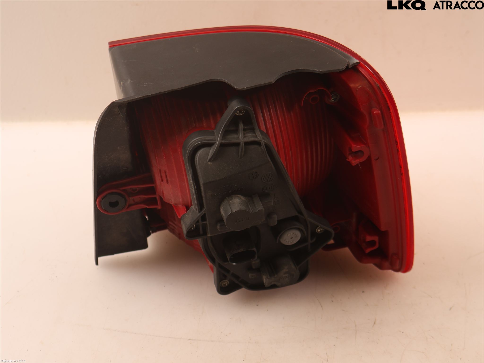 Volkswagen VW TOURAN 10-15 Baklykt Venstre