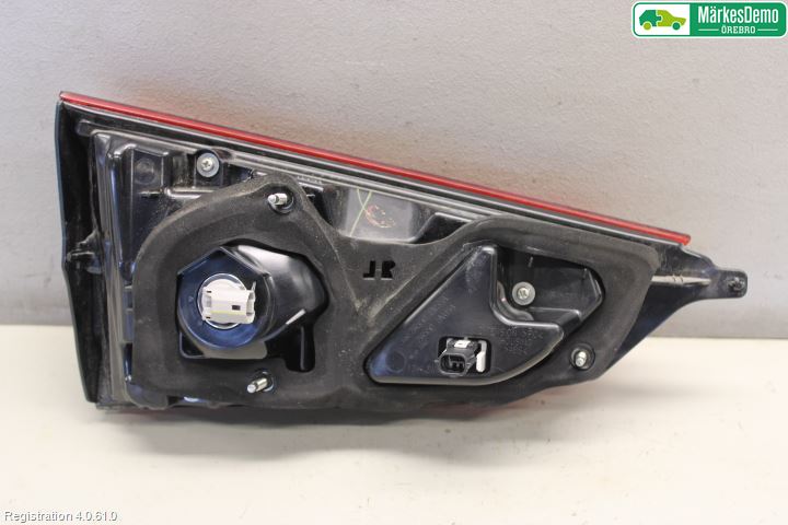 Nissan QASHQAI 17-21 Baklykt Høyre  På Luke(Indre)