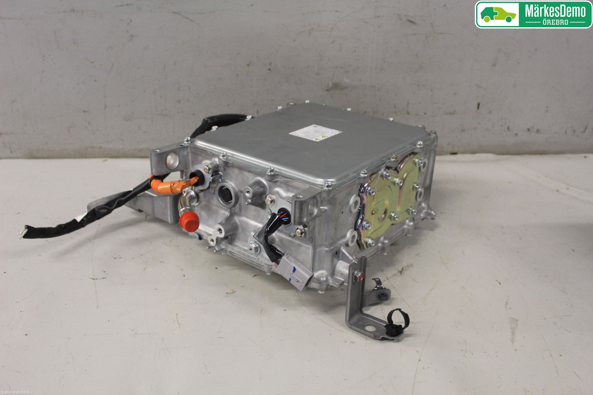 Mitsubishi OUTLANDER 13-21 Batterilader Hybrid