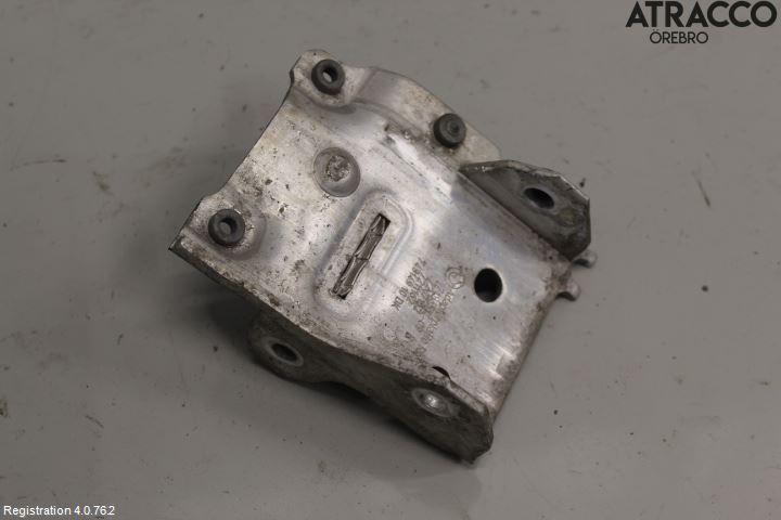 BMW 5 F10/F11/F18 09-17 Front Øvrig