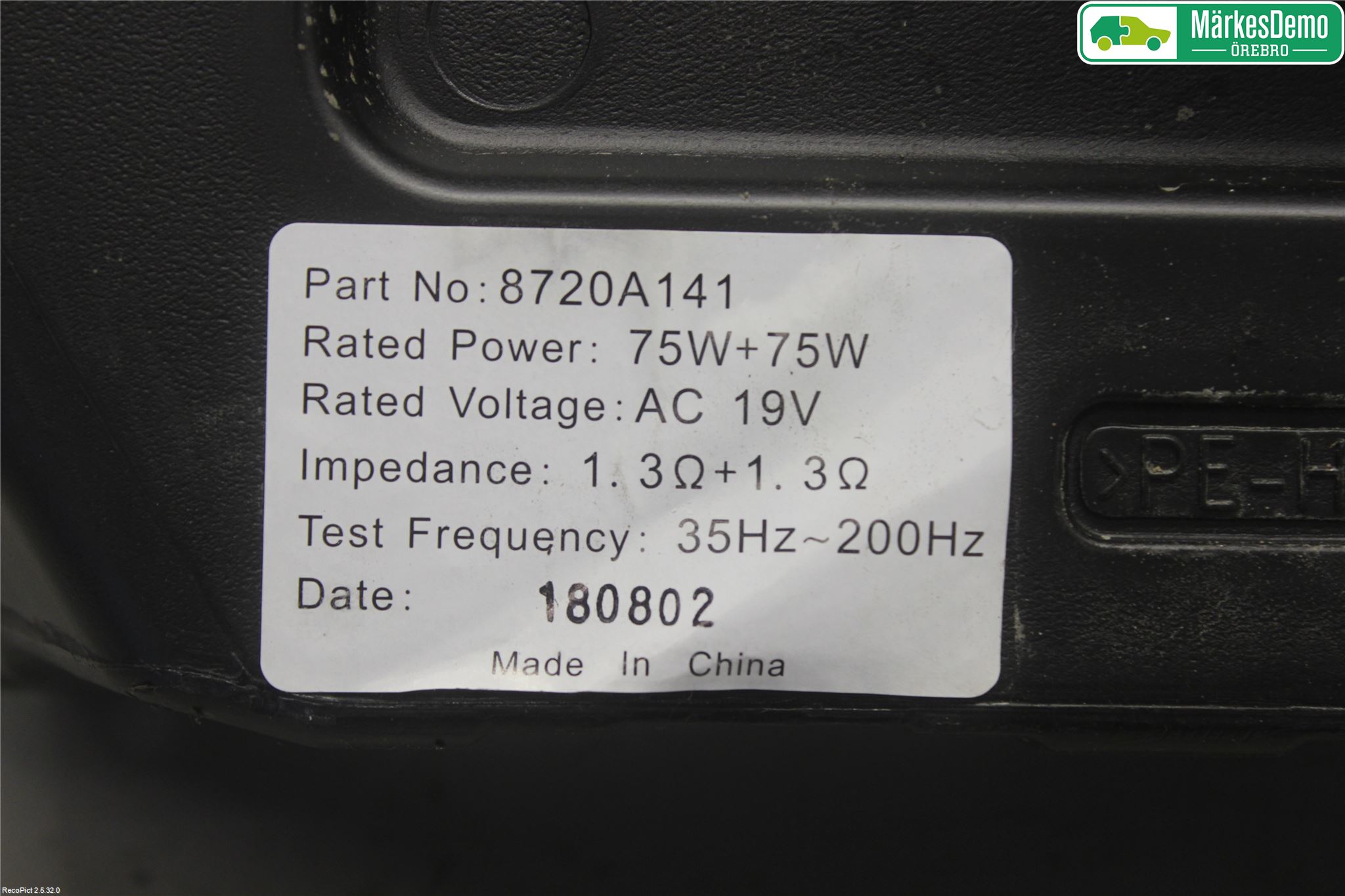 Mitsubishi OUTLANDER 13-21 Innr Høyttaler