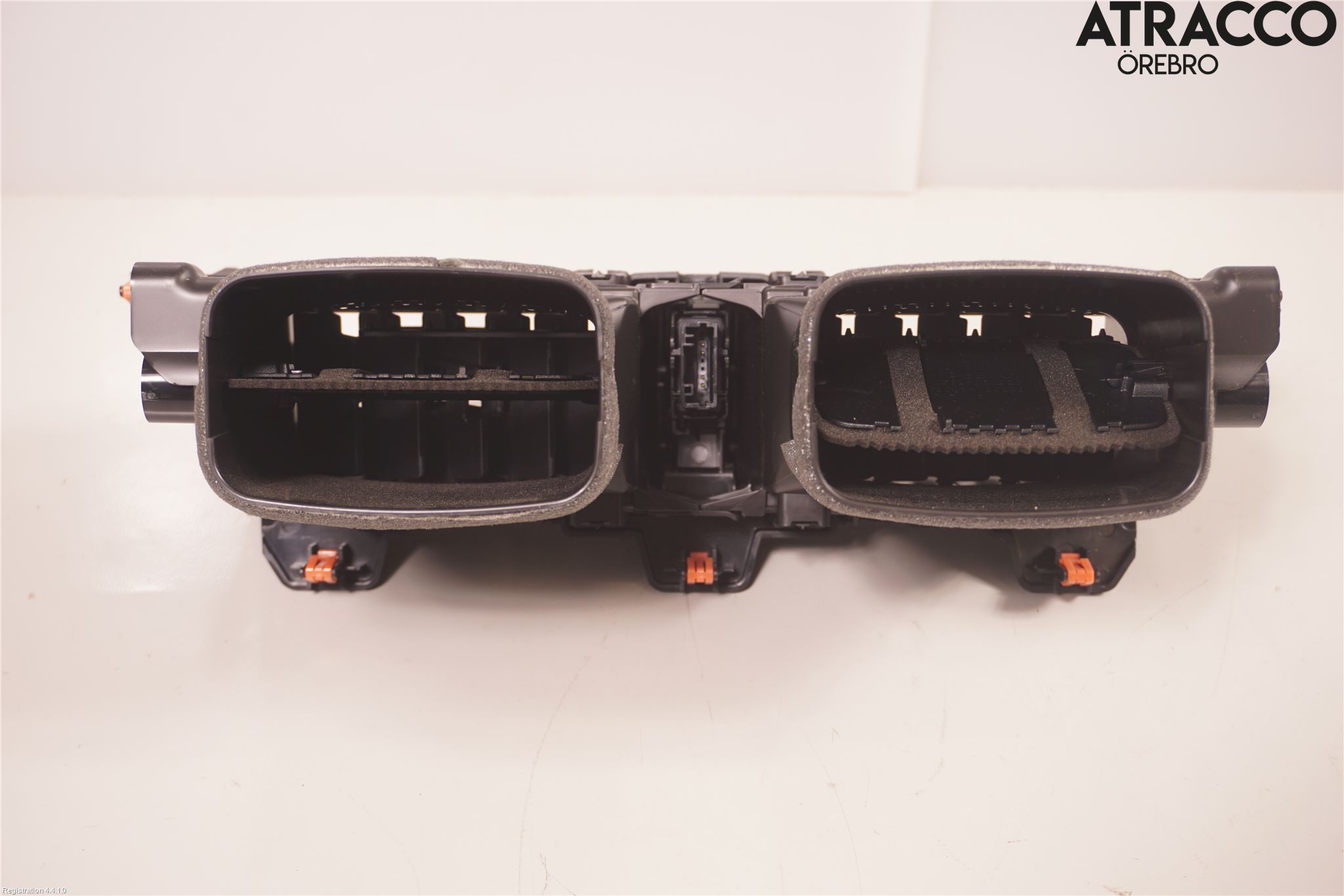 Toyota COROLLA 19- Dashbord Kanal - Dyse