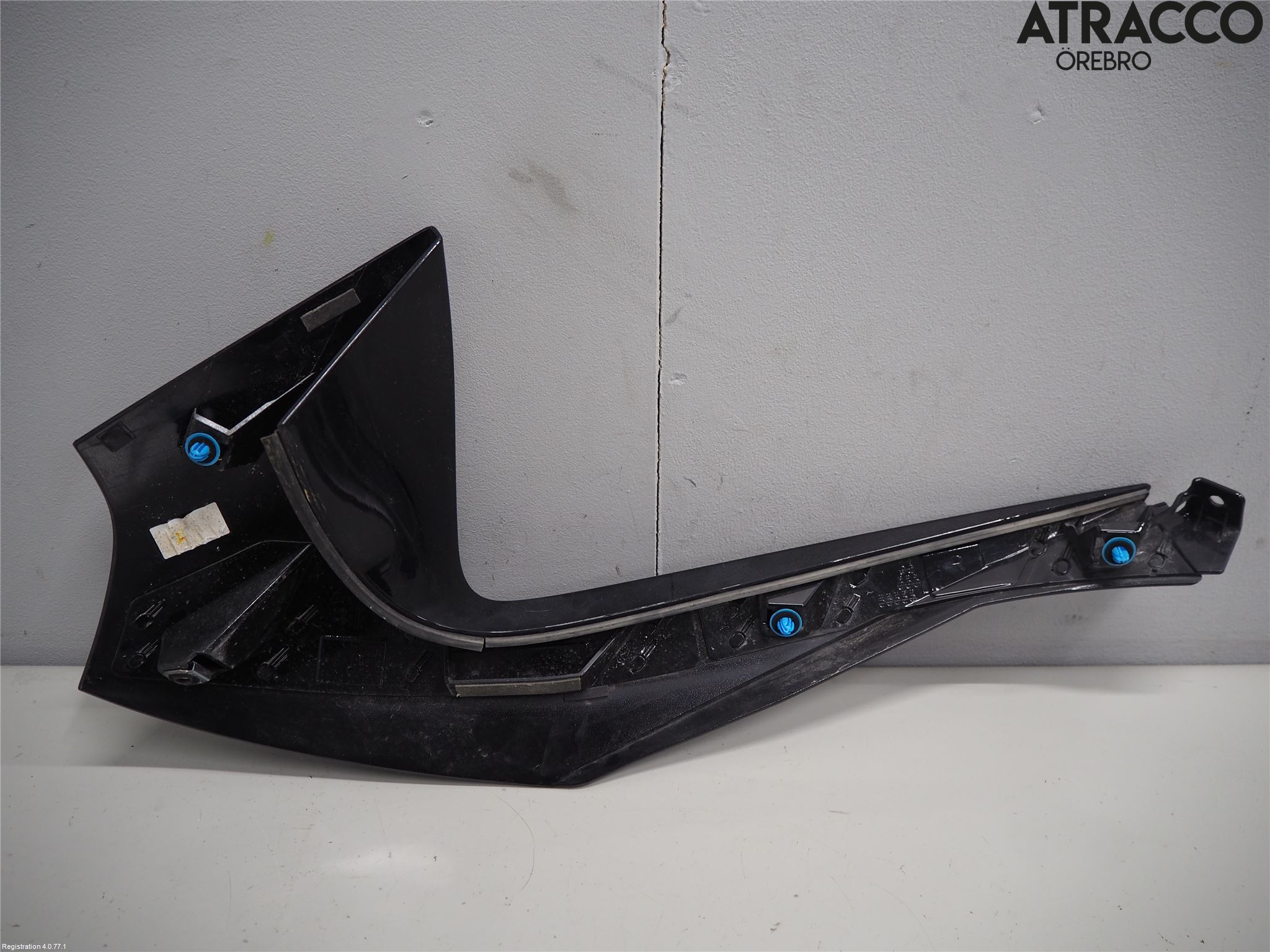 Nissan LEAF 18- Spoiler Bakluke