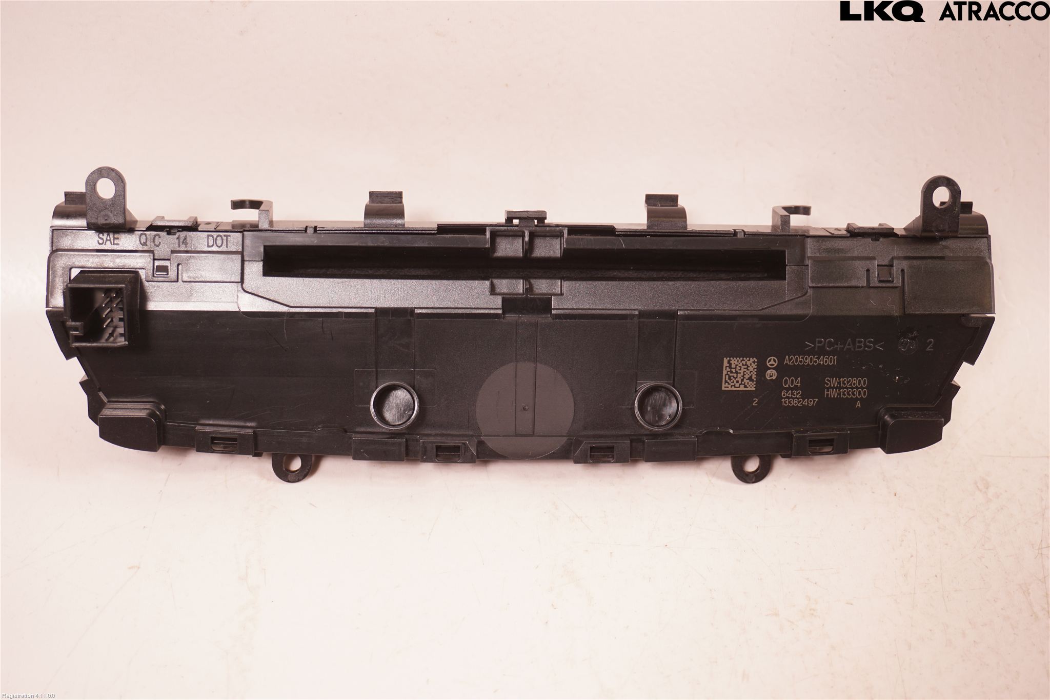 Mercedes-Benz MB C-KLASS (W205) 14-21 Stereo Radio Med Cd