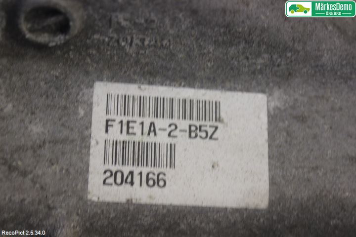 Mitsubishi OUTLANDER 13-21 Navgir Elektrisk