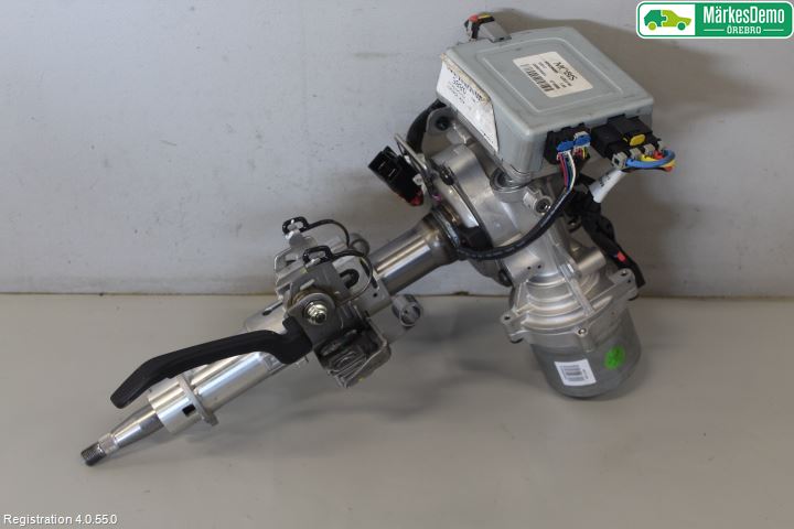 Kia CEED 12-18 Rattakselaggregat Innebygd Servo