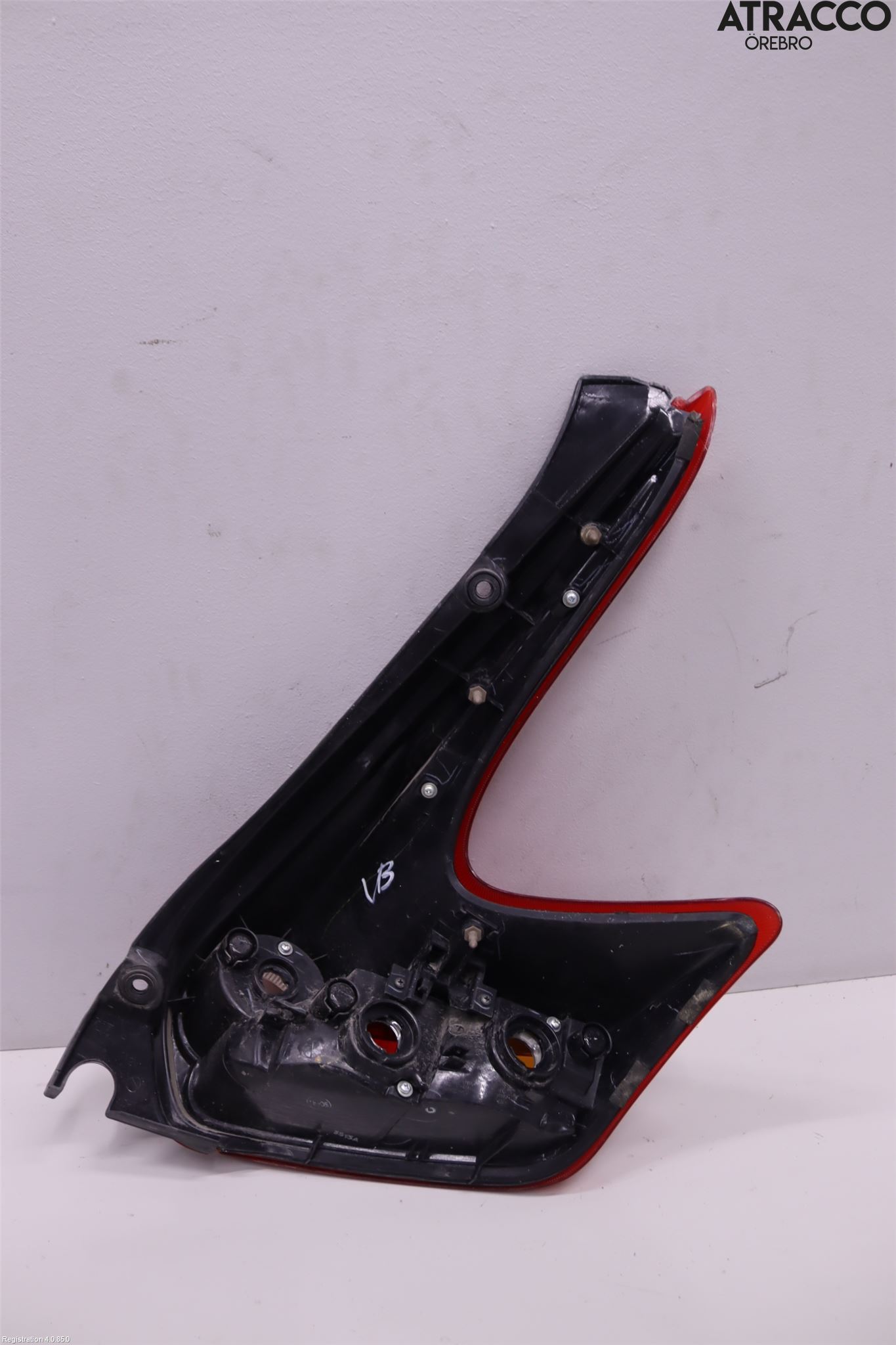 Nissan JUKE 10-14 Baklykt Venstre