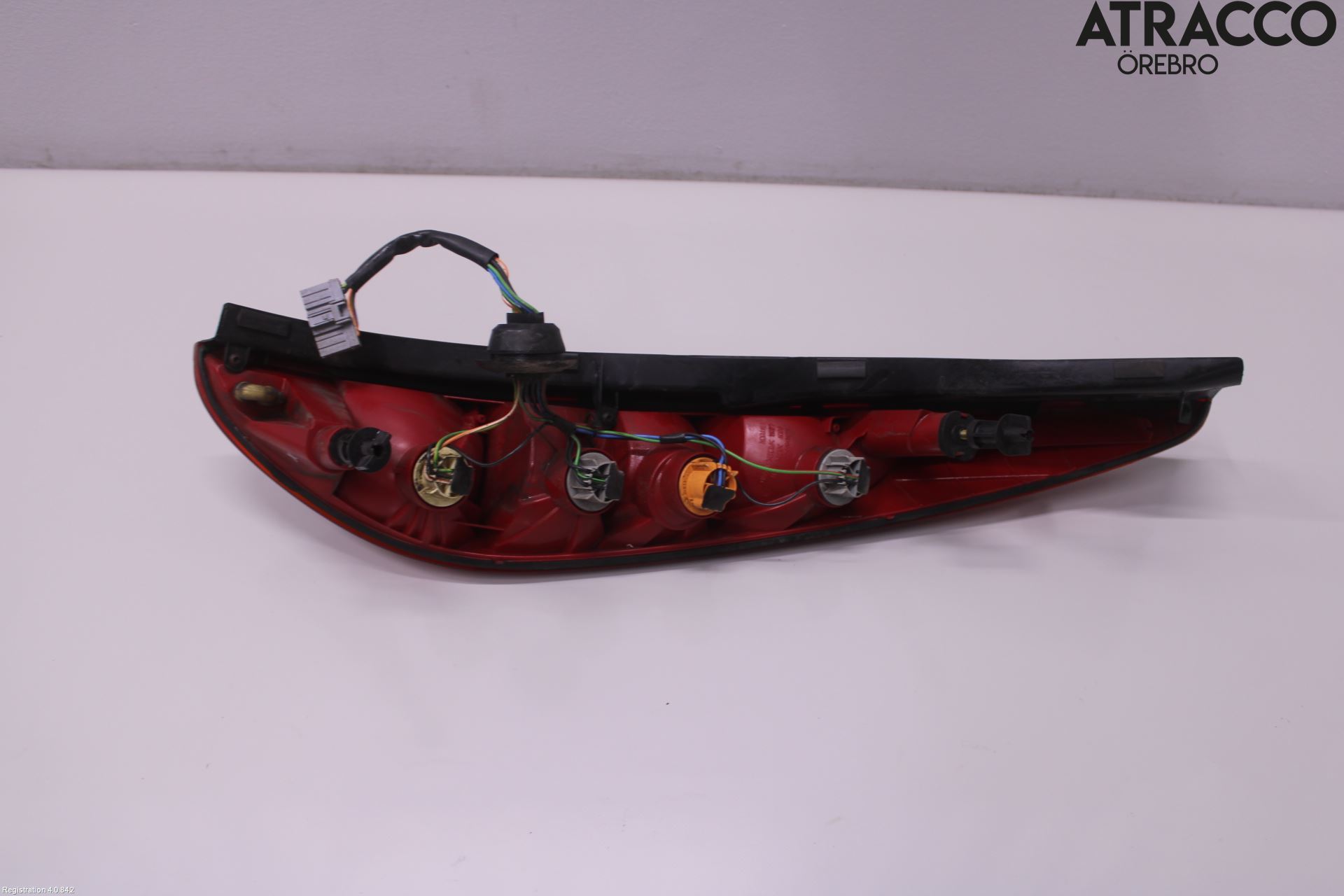 Ford MONDEO     01-06 Baklykt Venstre