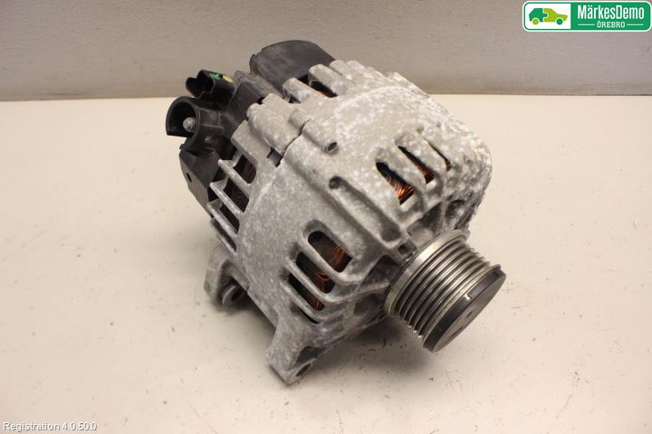 Peugeot 208 12-15 Dynamo
