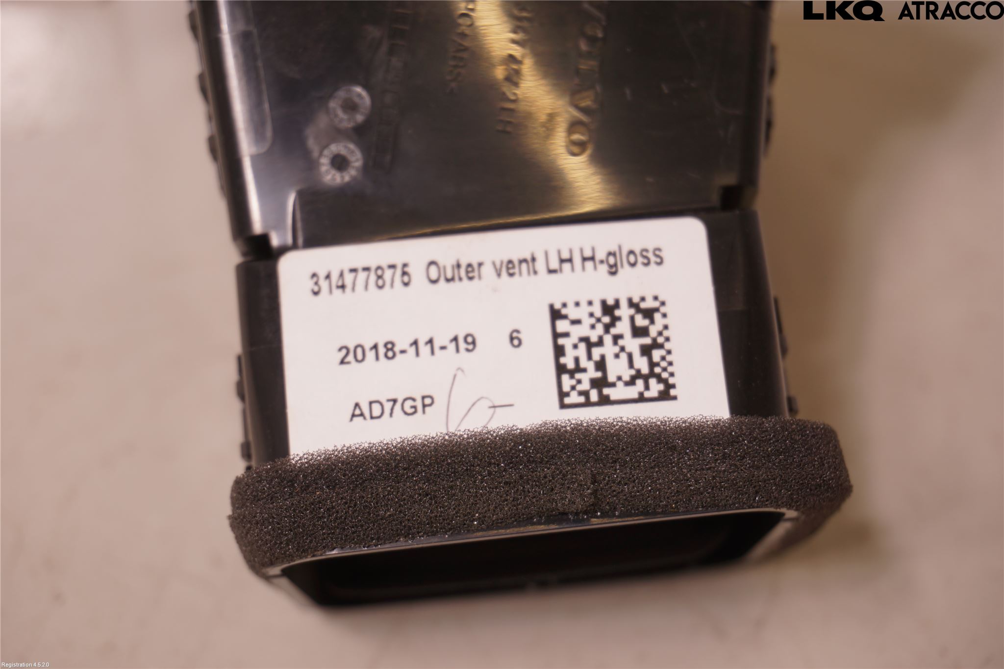 Volvo V60 19- Dashbord Kanal - Dyse