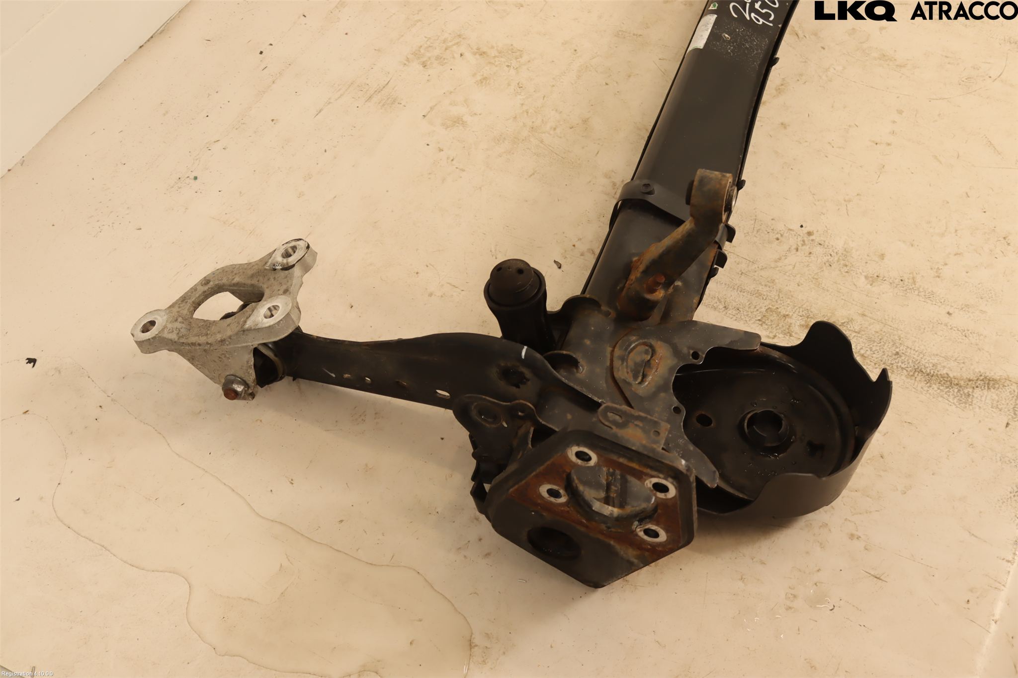 Peugeot 2008/E-2008 20- Bakaksel Feste Travers-Ramme