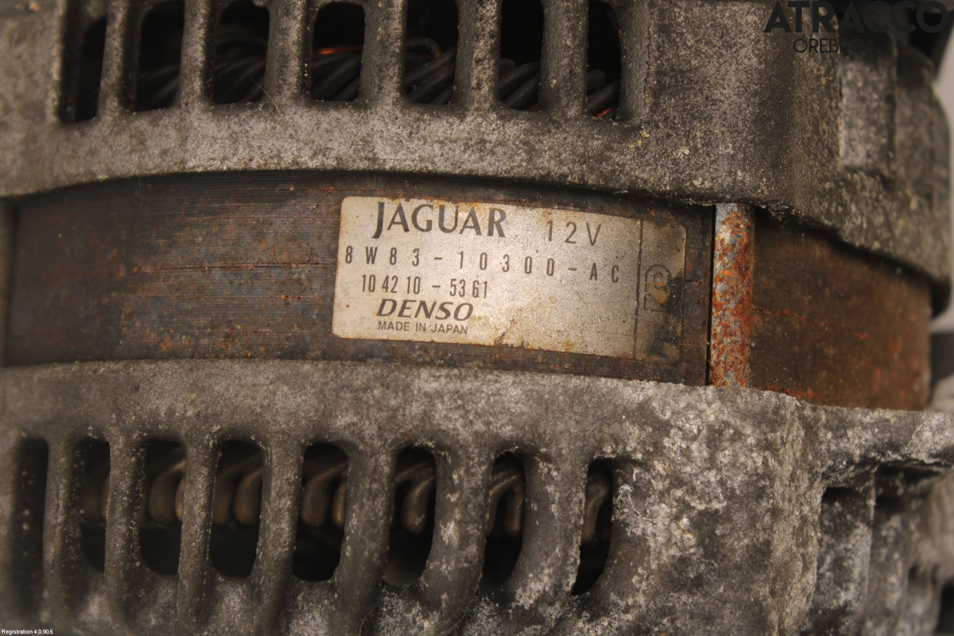 Jaguar XJ X351        10- Dynamo