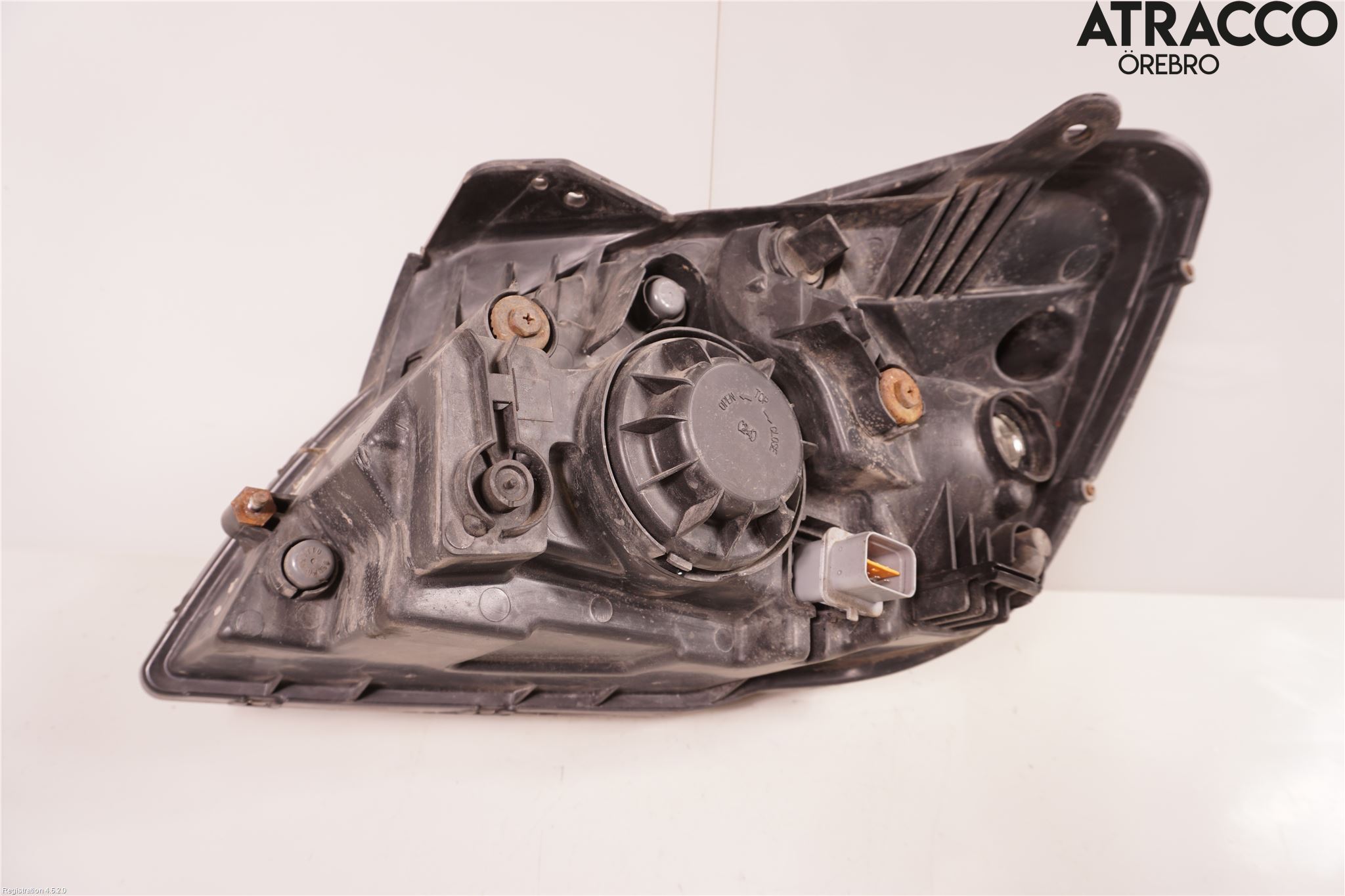 Kia RIO 06-11 Frontlykt Høyre