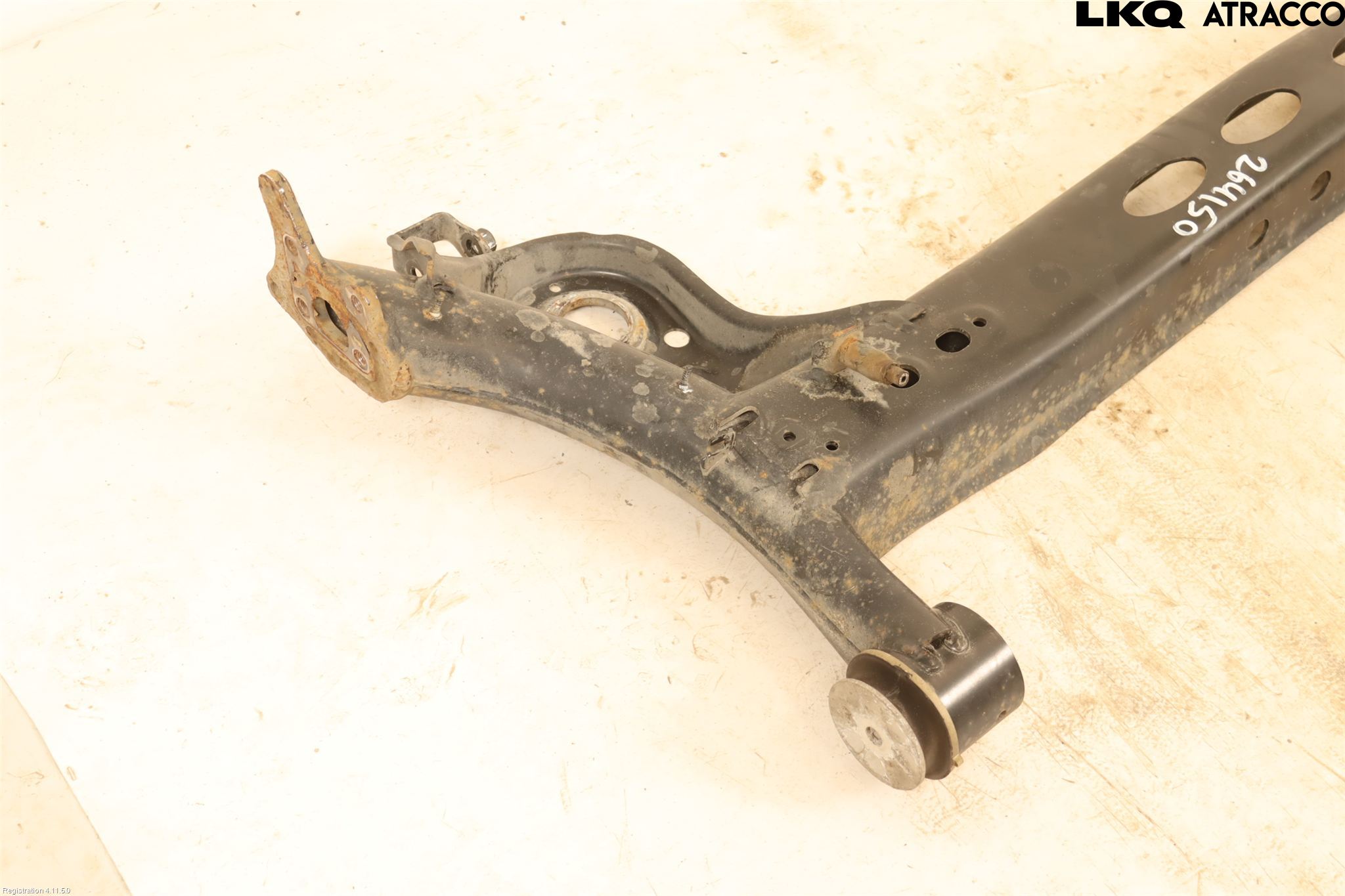 Seat ARONA Bakaksel Feste Travers-Ramme