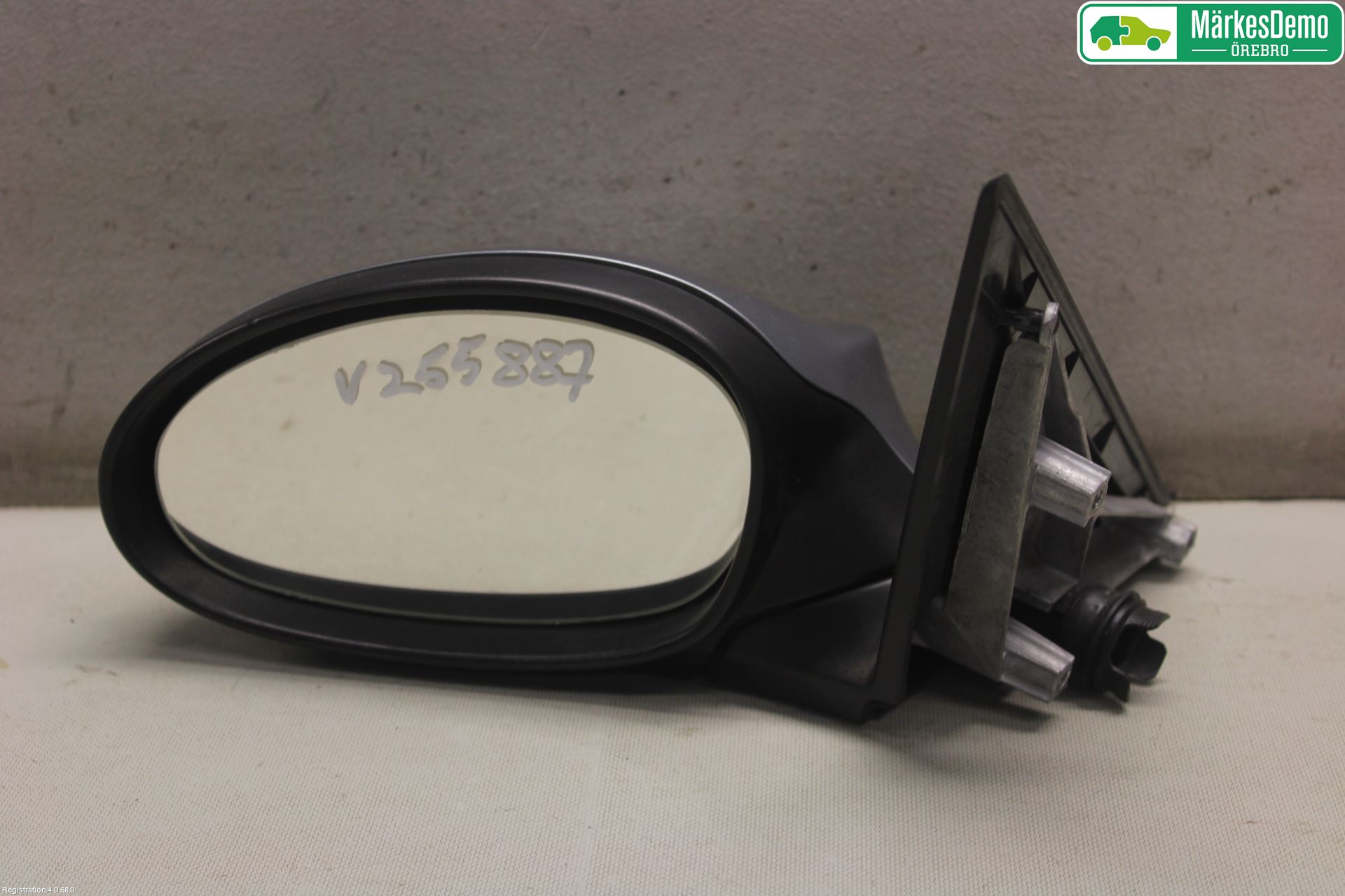 BMW 1 E87/81 5D/3D 03-11 Speil V M-El Justering