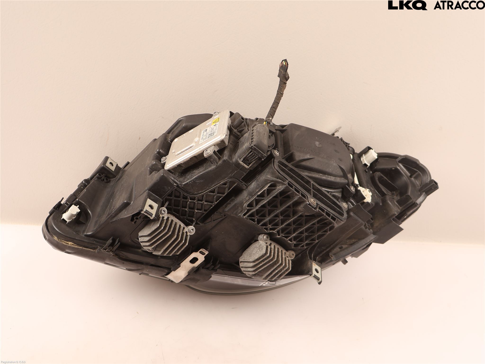 BMW 5 F10/F11/F18 09-17 Frontlykt Høyre