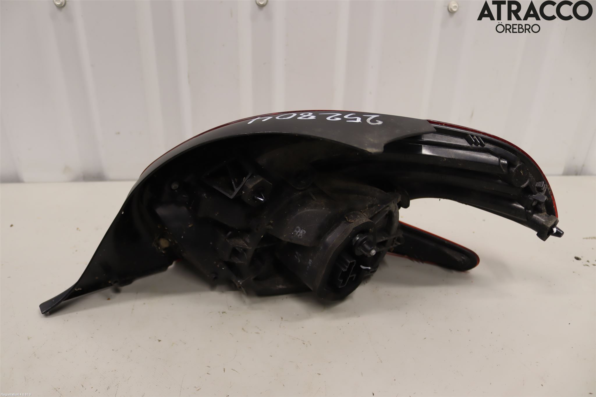 Peugeot PEUGOT 208 16-19 Baklykt Venstre