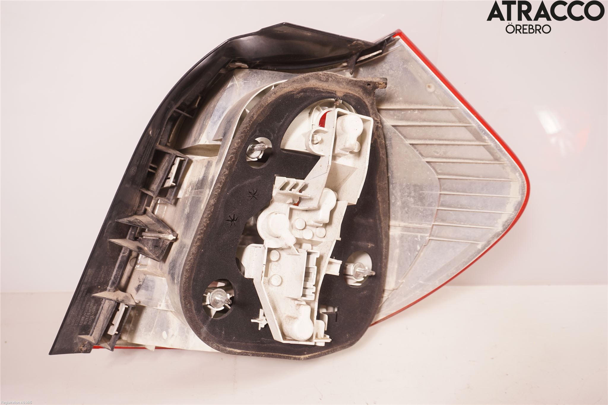 BMW 1 E87/81 5D/3D 03-11 Baklykt Venstre